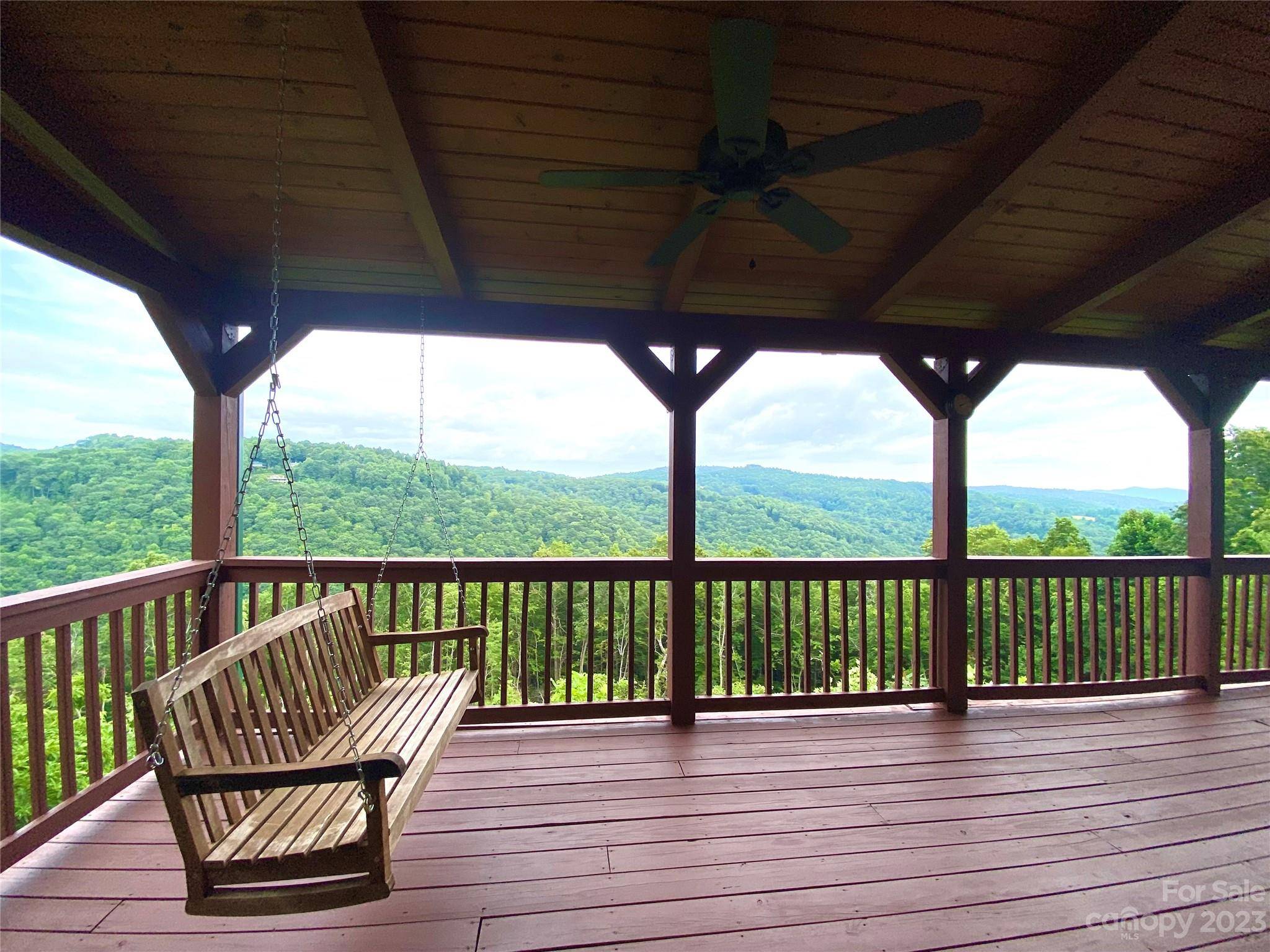 Little Switzerland, NC 28749,536 Skyline RD