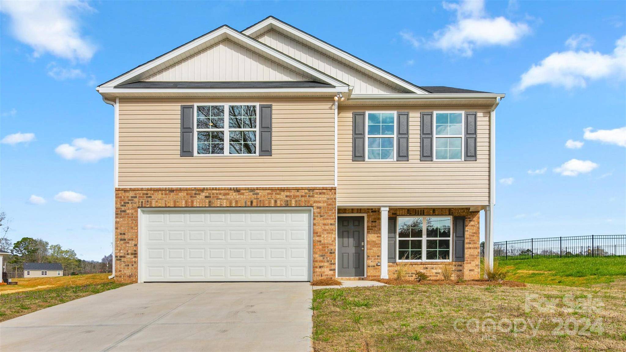 Lexington, NC 27292,918 Hickory Point DR