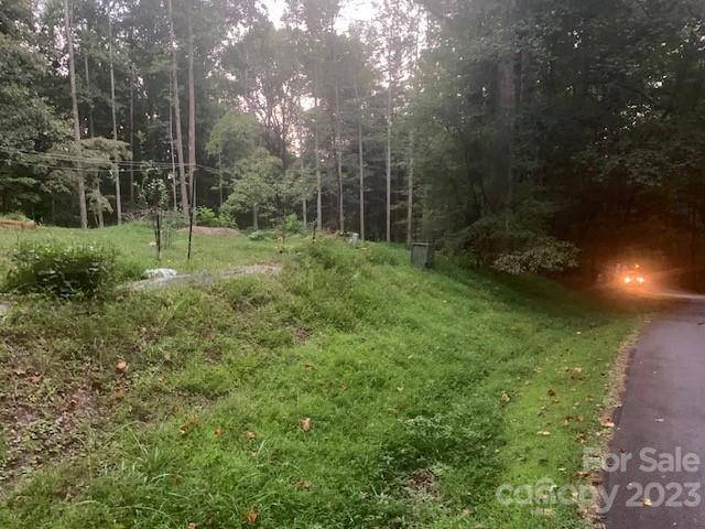 Flat Rock, NC 28731,(0.86ac) LAKEMONT DR