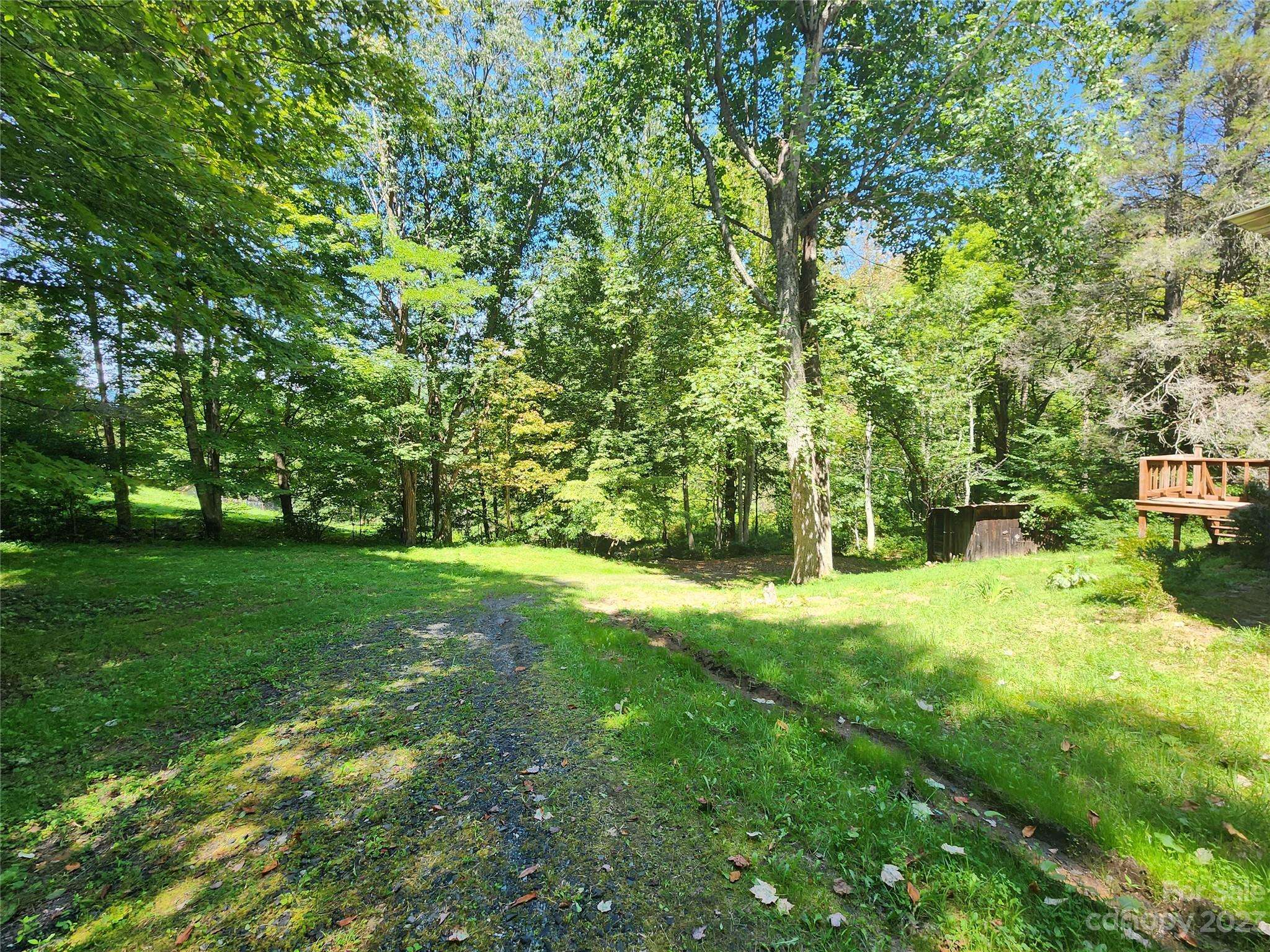 Bakersville, NC 28705,122 Mal Gap RD