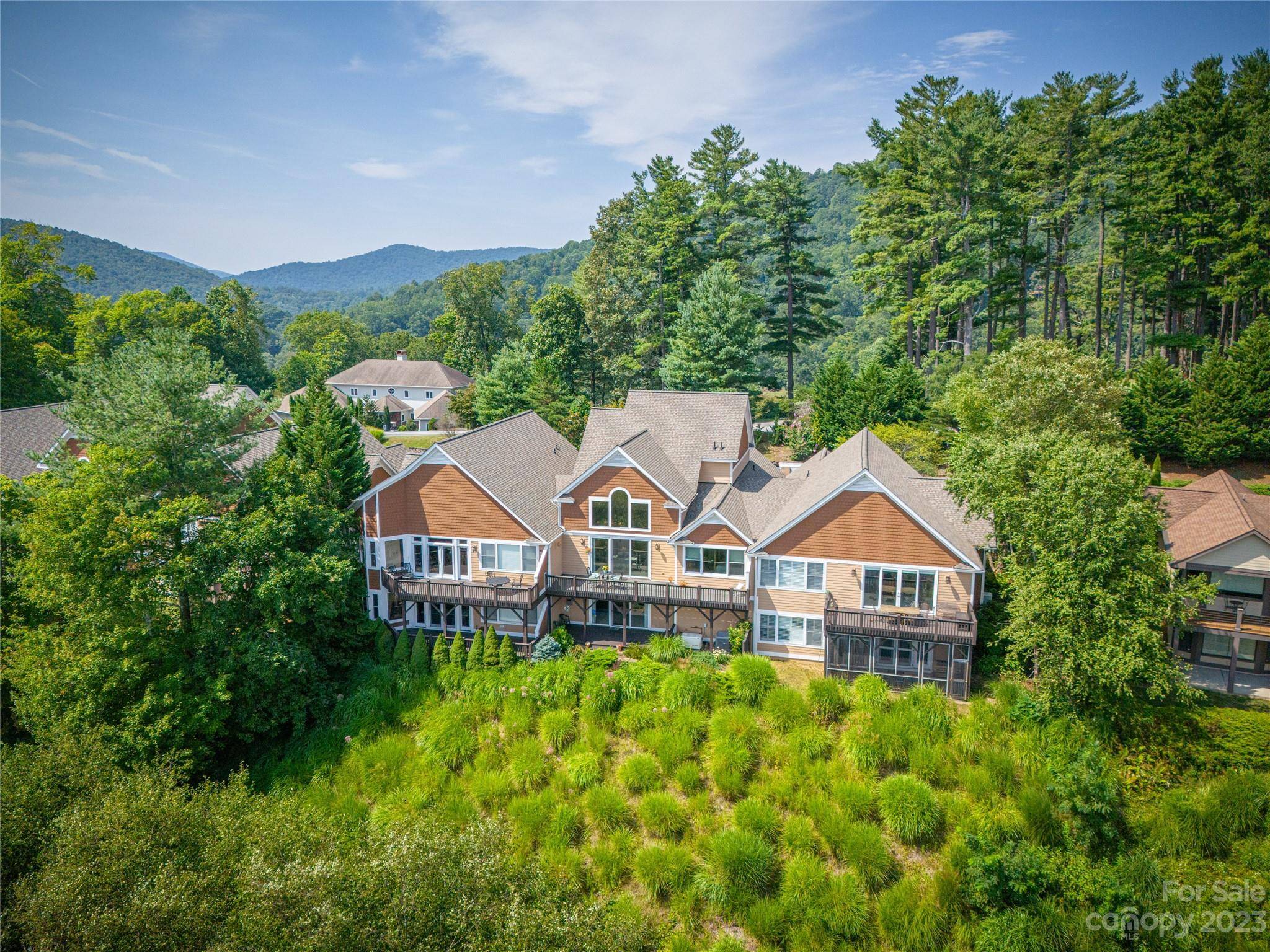 Mills River, NC 28759,46 N Mission Hills CT