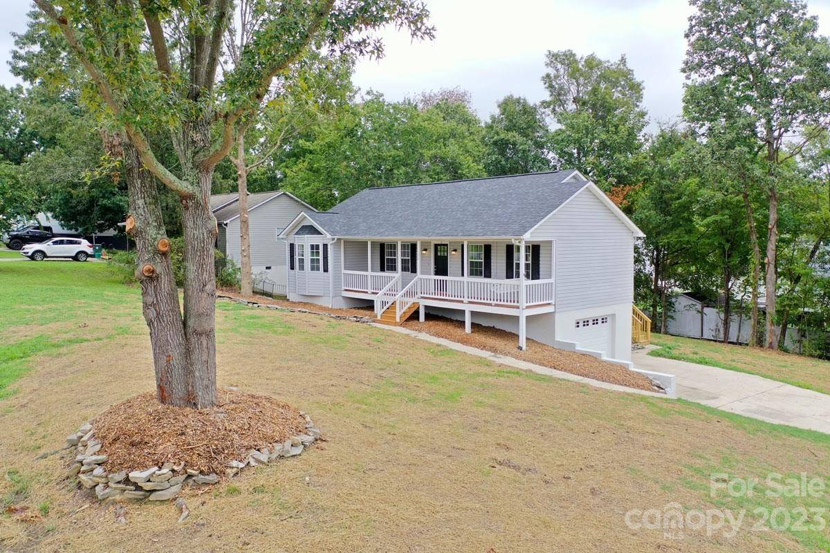 Thomasville, NC 27360,100 Hidden Hills DR