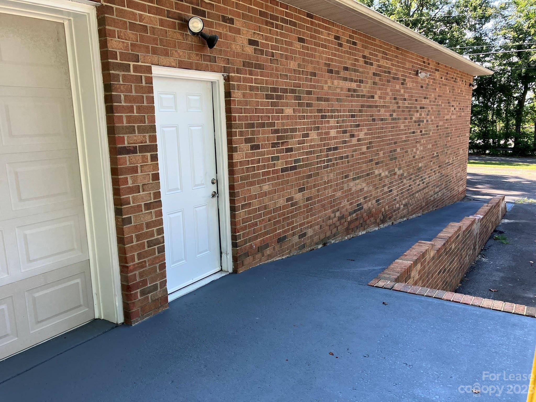 Forest City, NC 28043,151 Lee ST