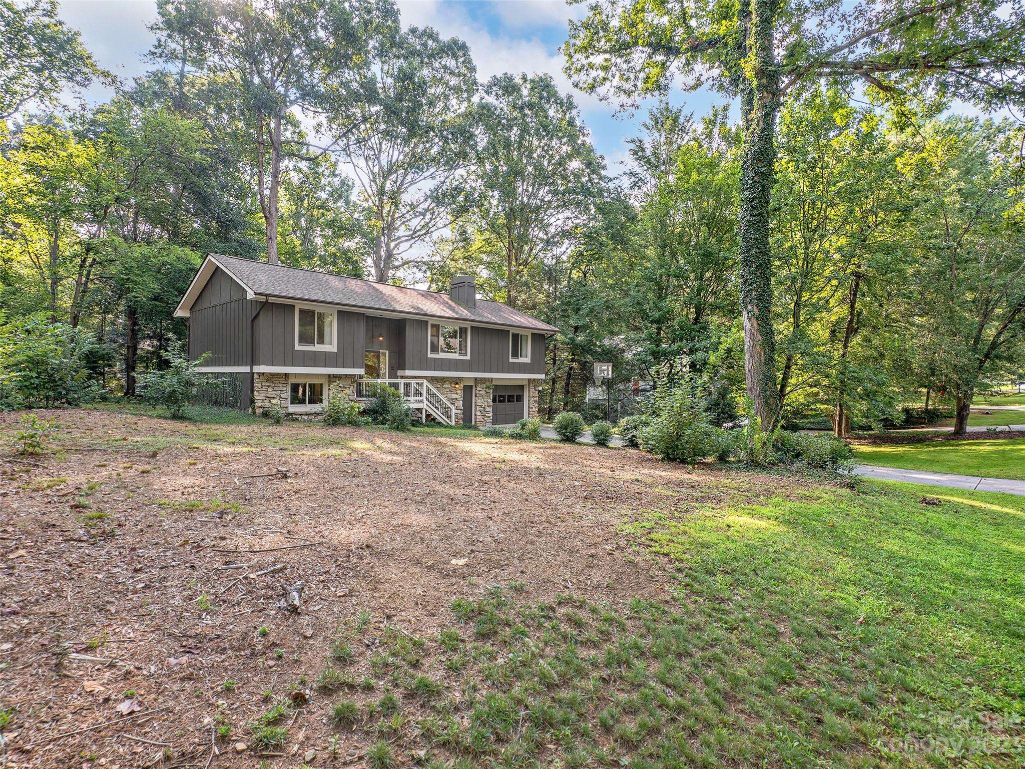 Fletcher, NC 28732,60 Wildwood CIR