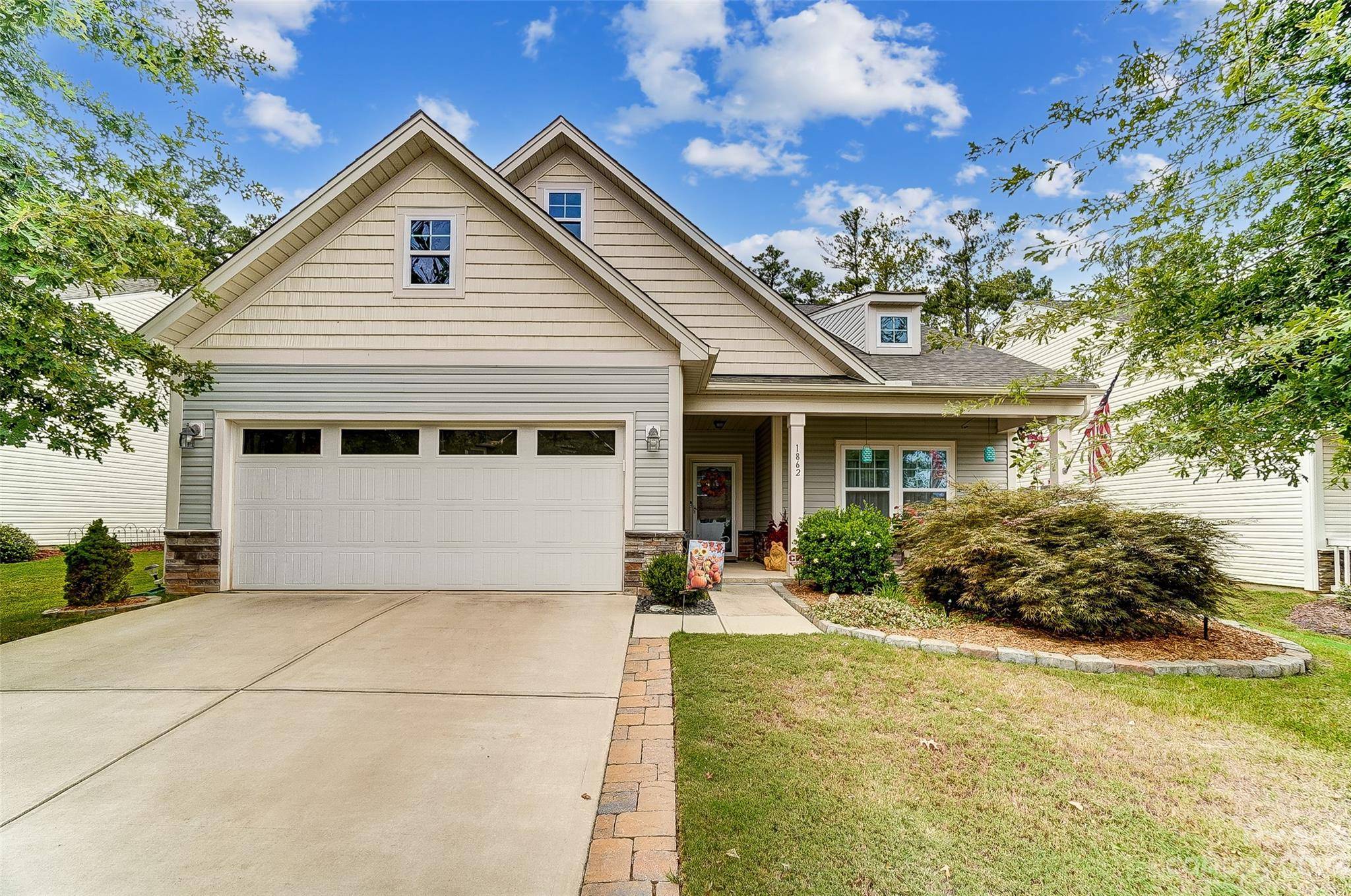 Tega Cay, SC 29708,1862 Larkspur WAY