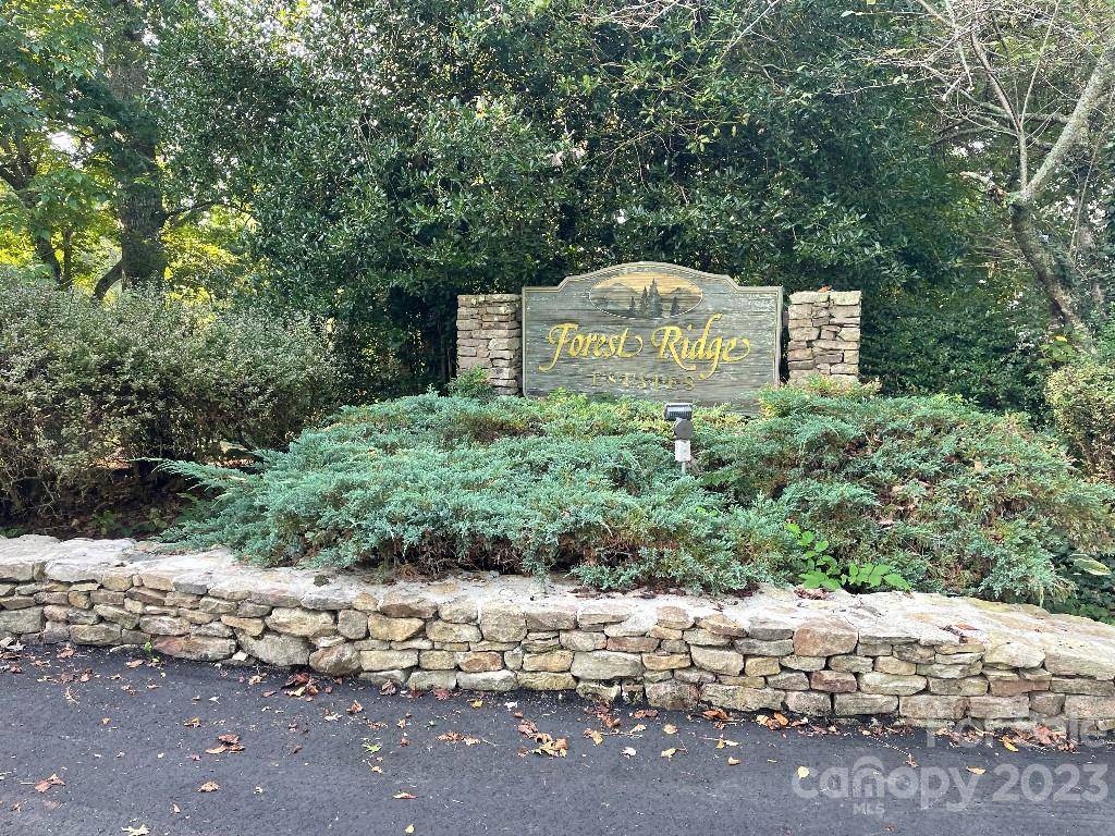 Mars Hill, NC 28754,335 Forest Ridge DR