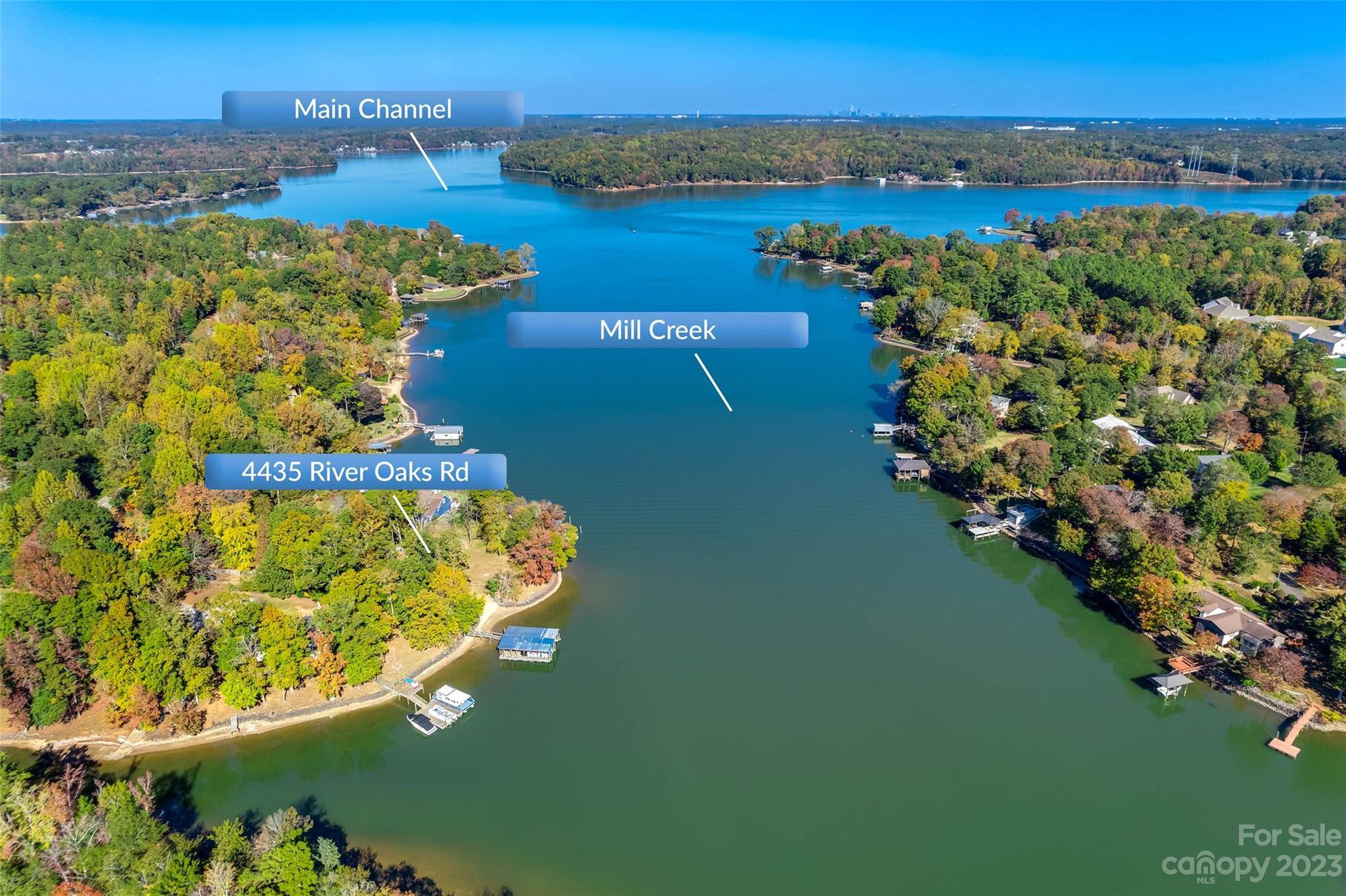 Lake Wylie, SC 29710,4435 River Oaks RD