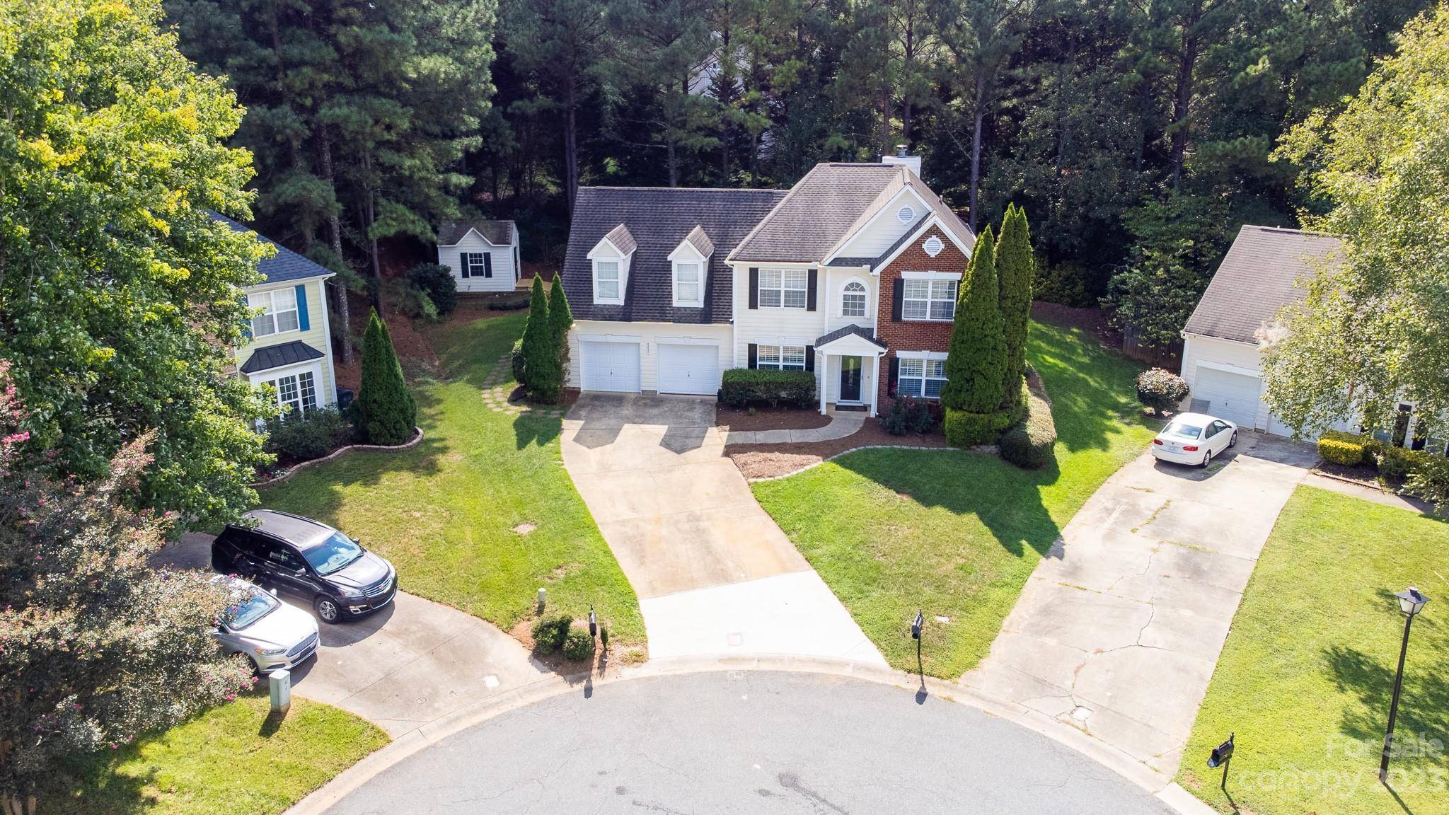 Charlotte, NC 28269,8800 Red Tail CT