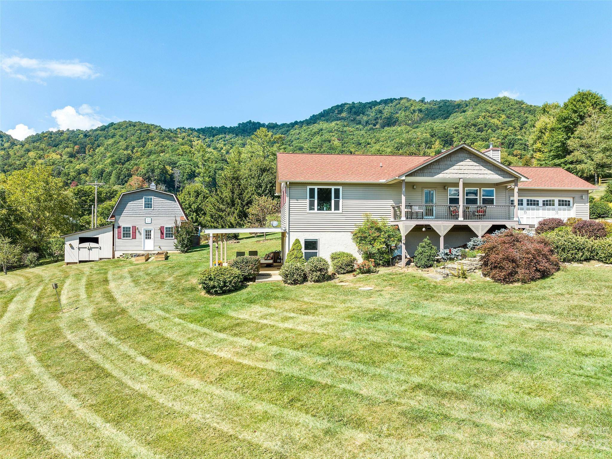 Waynesville, NC 28786,125 Mosa DR