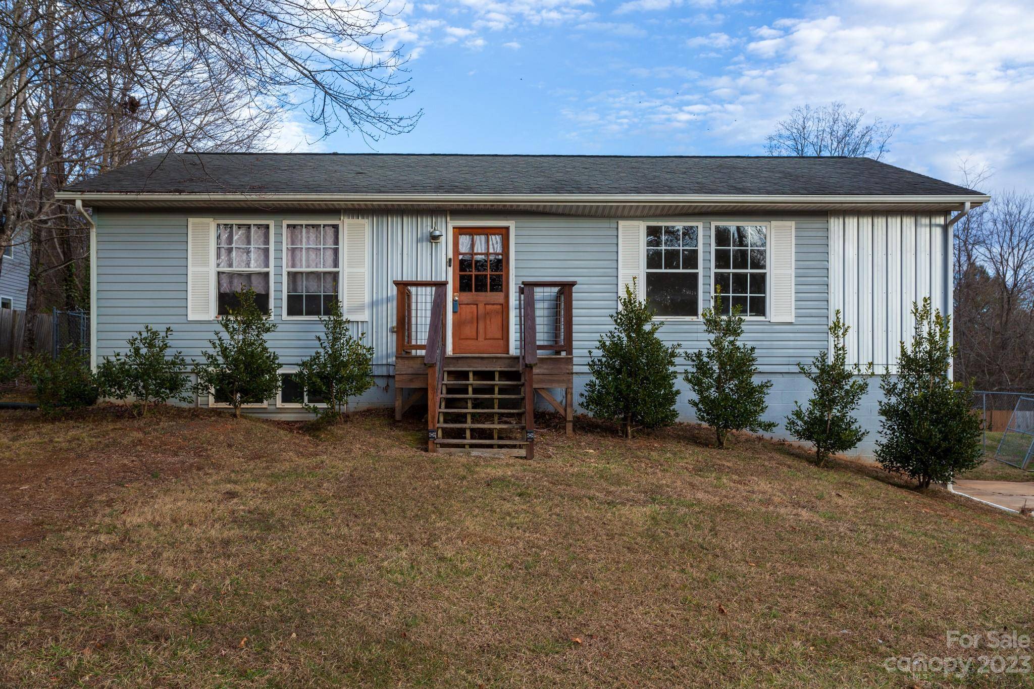 Asheville, NC 28806,22 Scottsdale DR