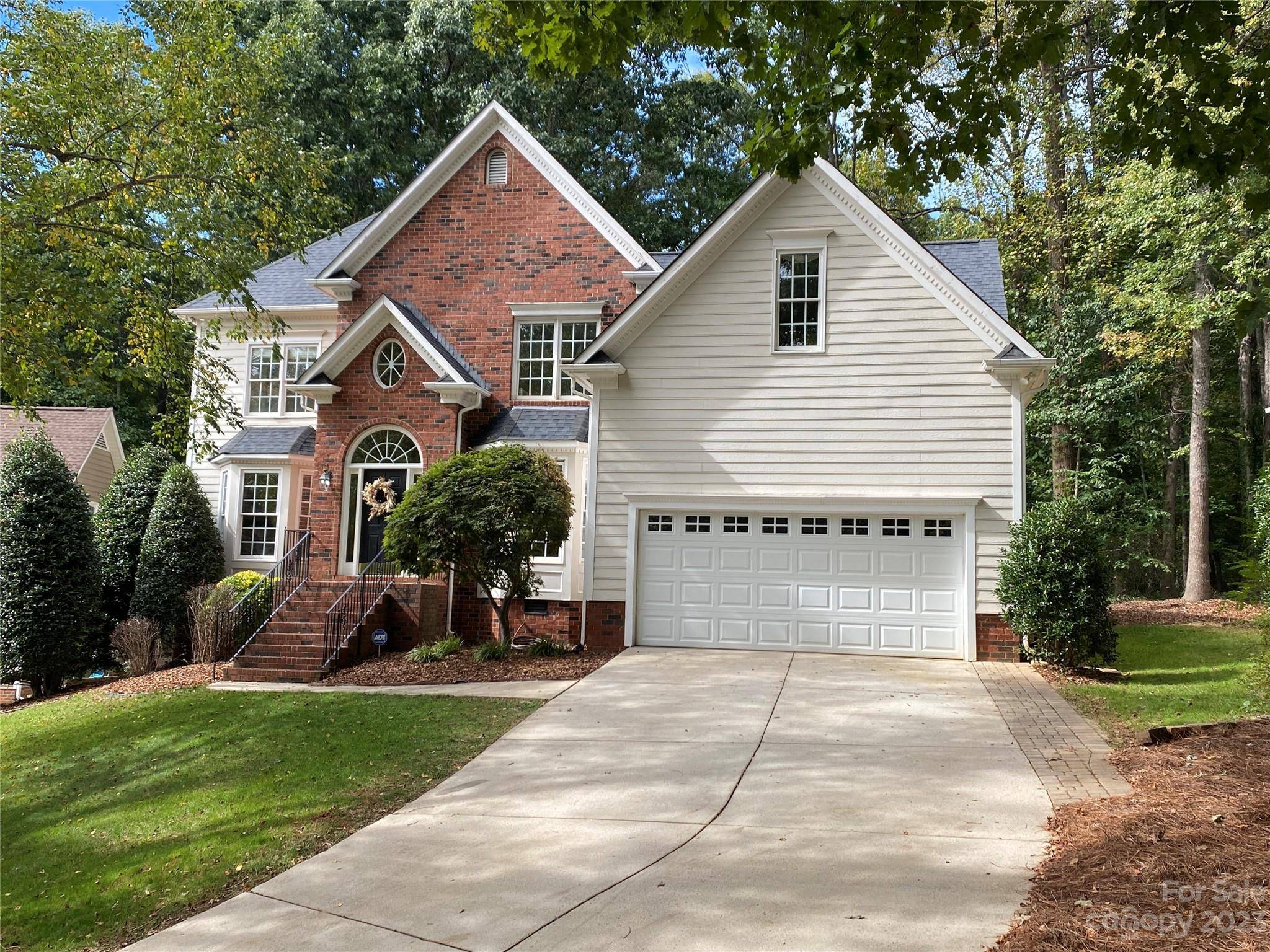 Fort Mill, SC 29715,100 Whitney CT