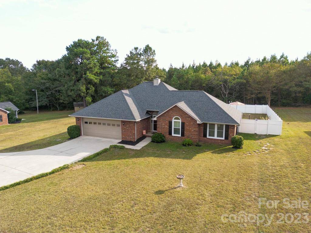 Stanley, NC 28164,268 Robert Keever RD