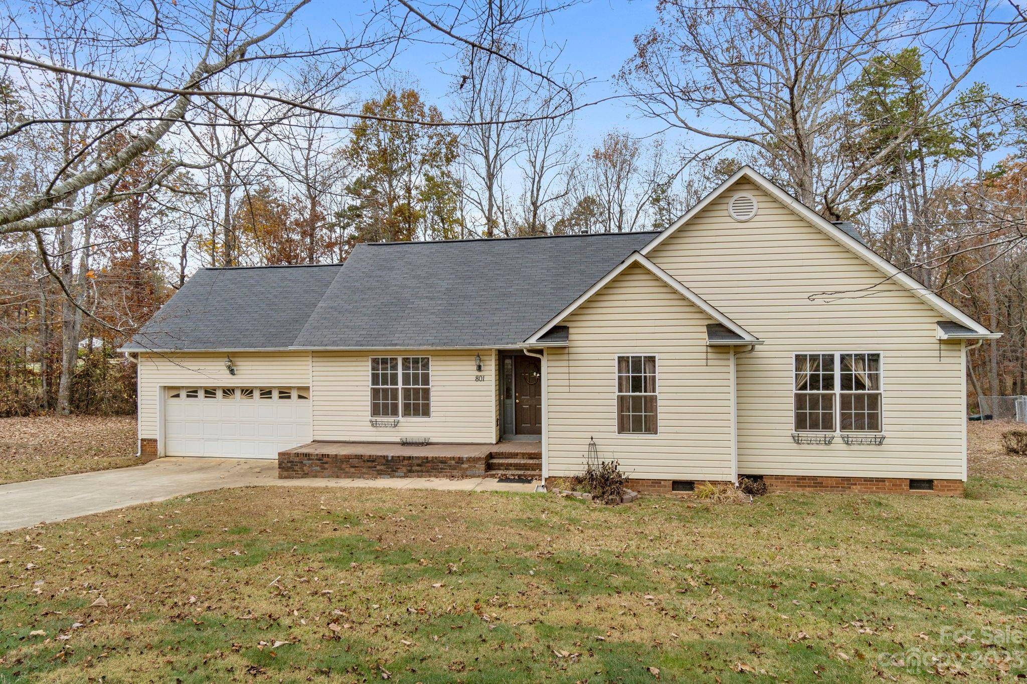 Kings Mountain, NC 28086,801 Manor DR