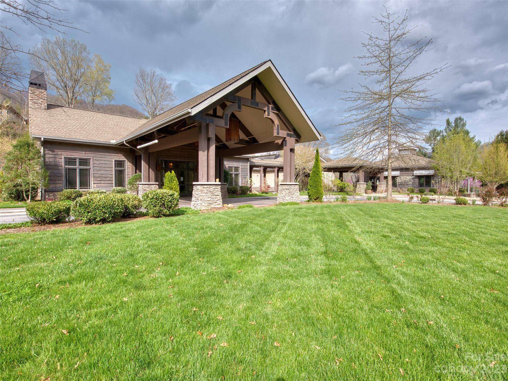Maggie Valley, NC 28751,00 Loblolly WAY #C7