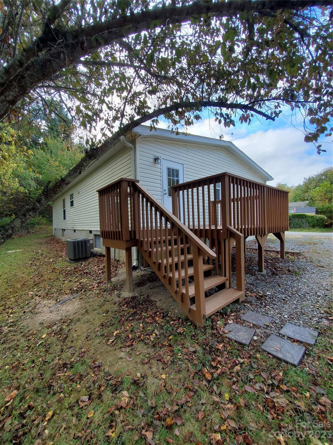 Swannanoa, NC 28778,45 Goose Creek RD