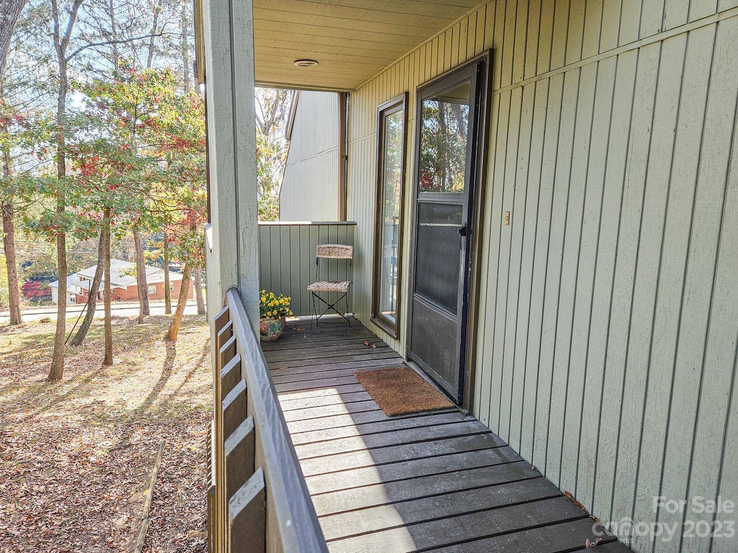 Asheville, NC 28806,71 Maple Ridge LN