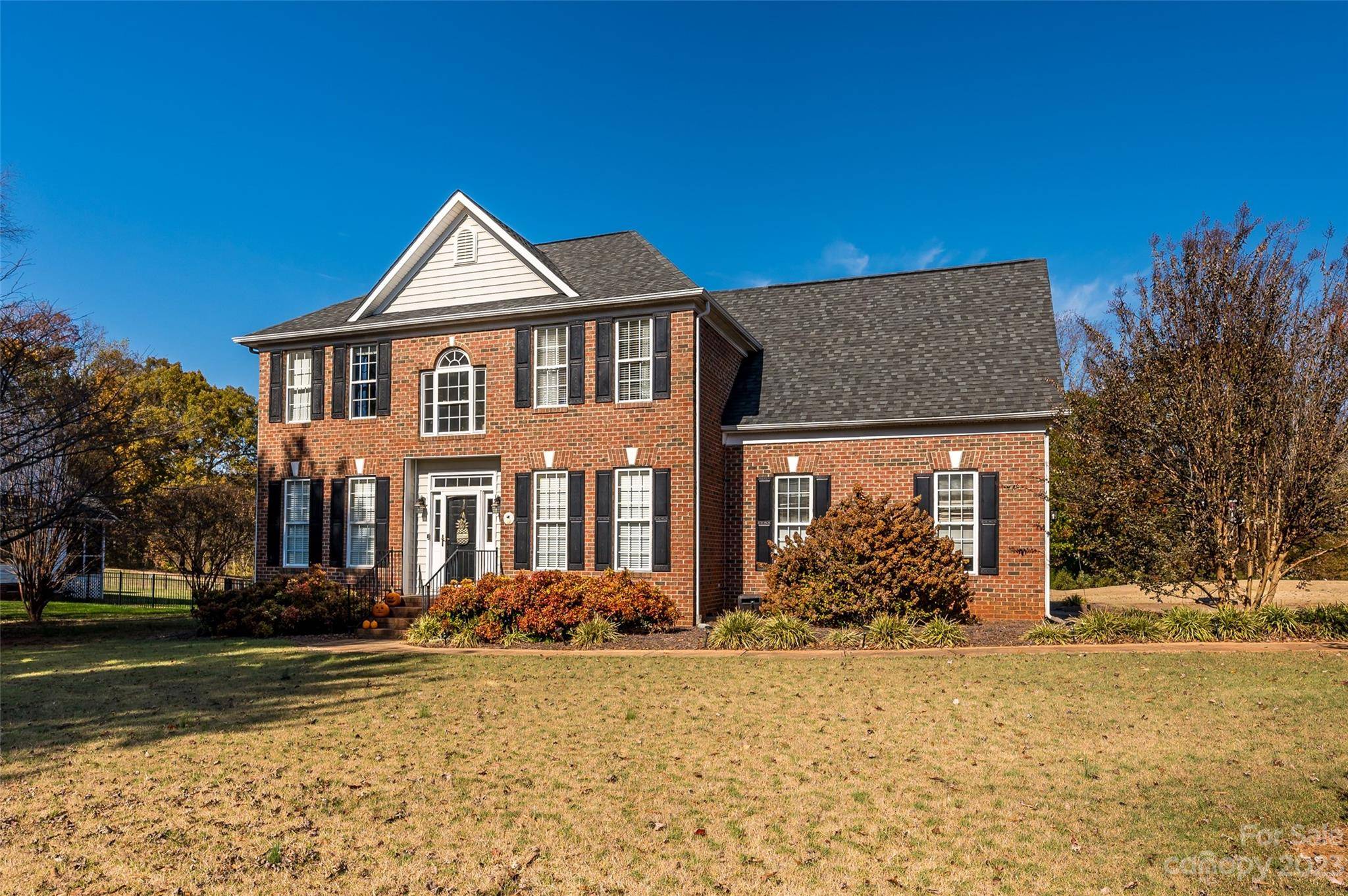 Matthews, NC 28104,9421 Bethesda CT