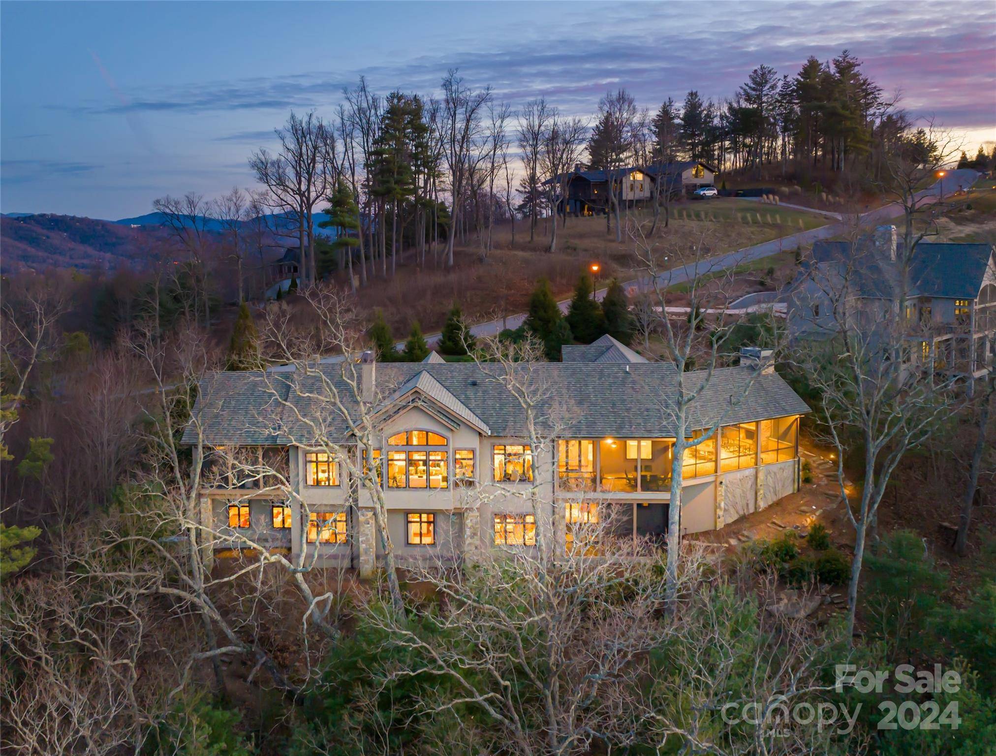 Asheville, NC 28804,120 Summit Tower CIR