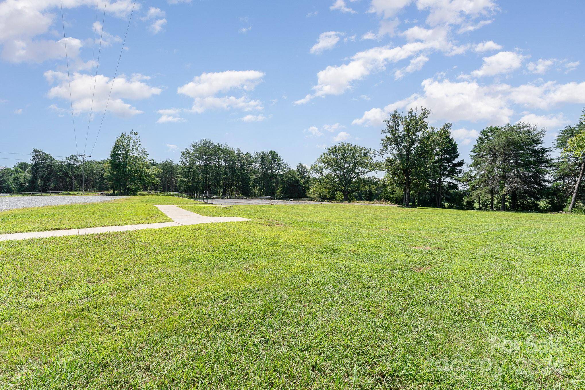 New London, NC 28127,286 Badin Shores CIR