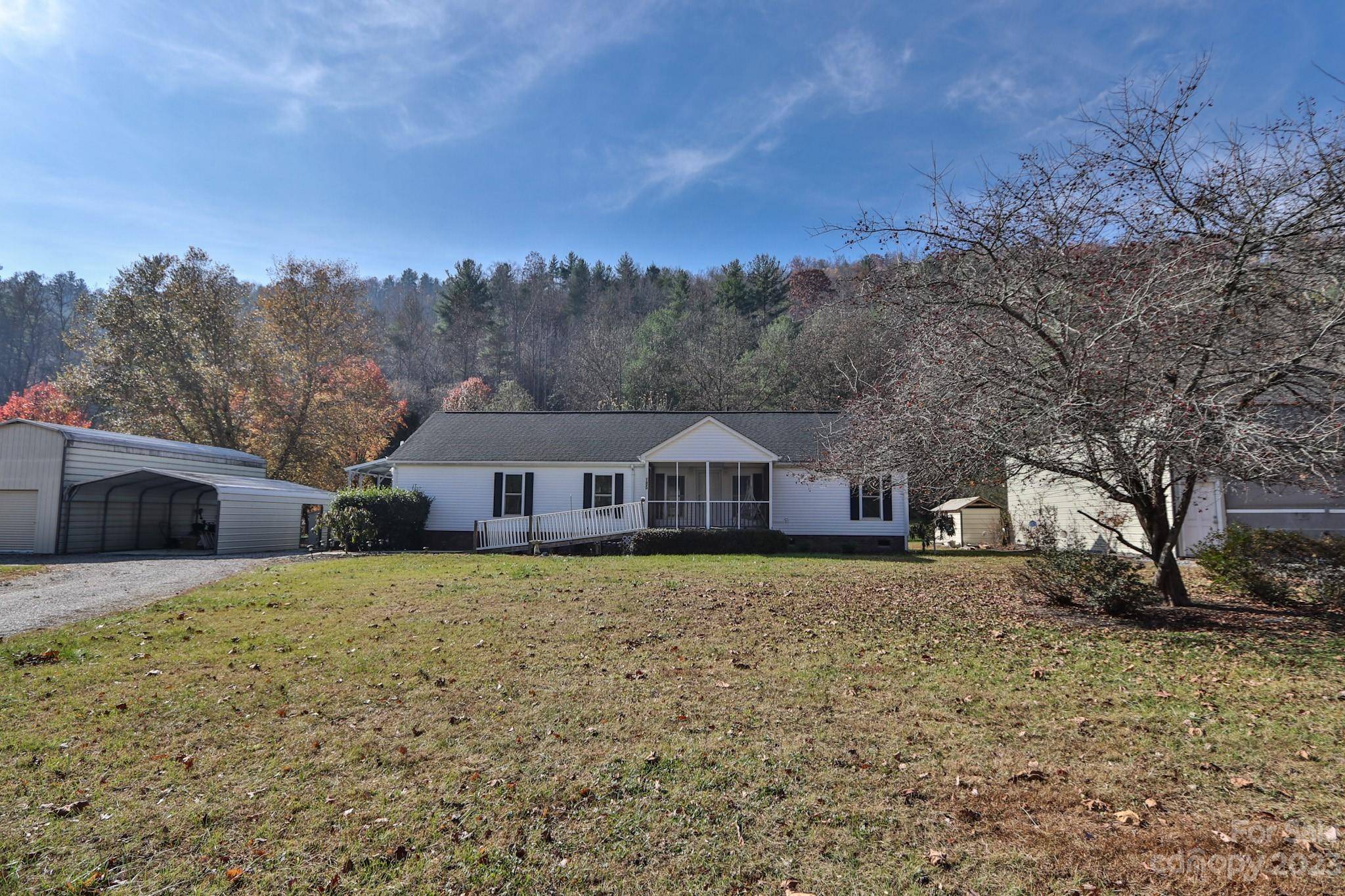 Purlear, NC 28665,185 Eagle Hills RD