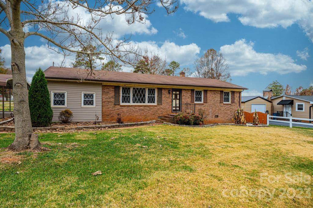 Newton, NC 28658,2411 Hillside DR