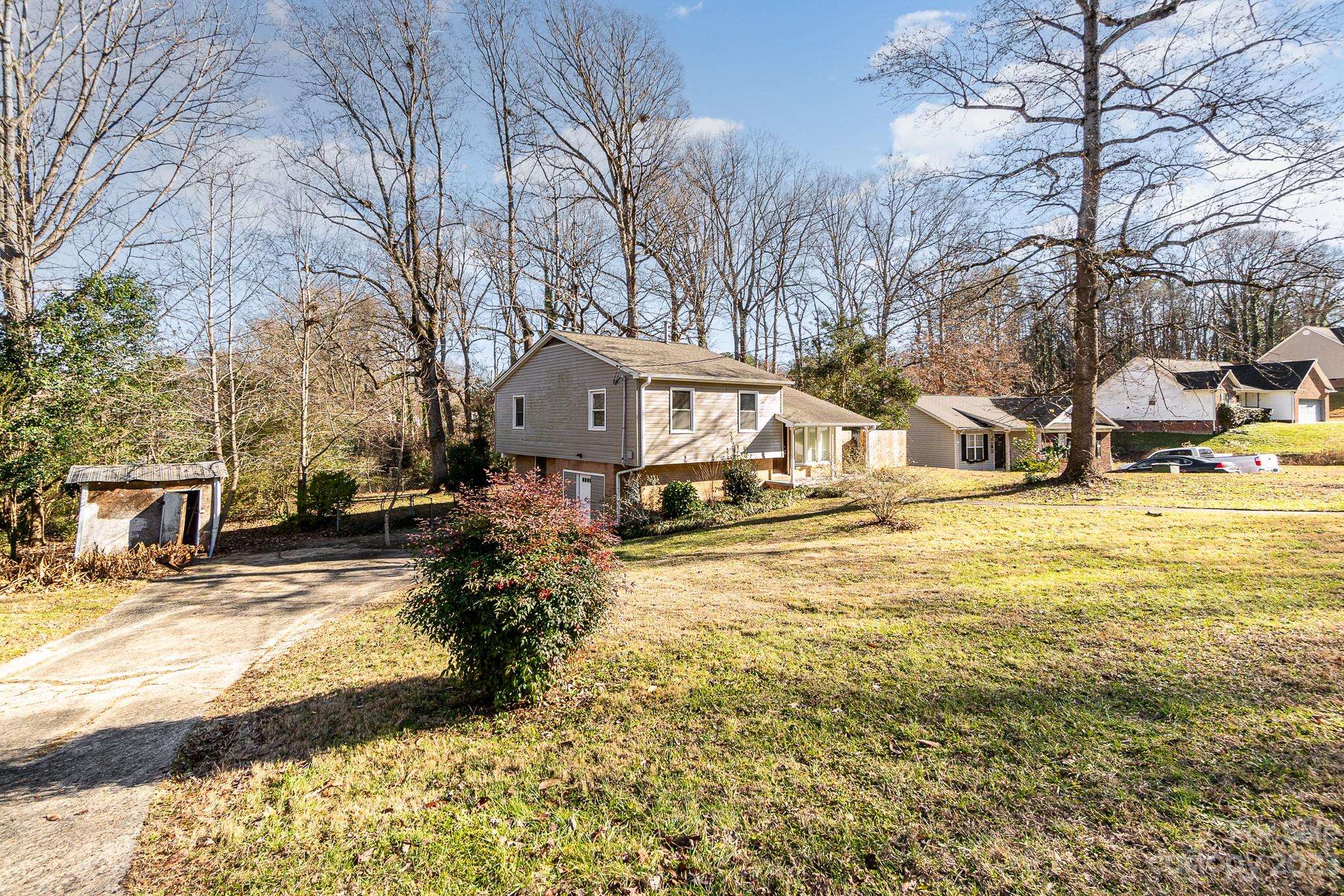 Gastonia, NC 28054,997 Green Circle DR