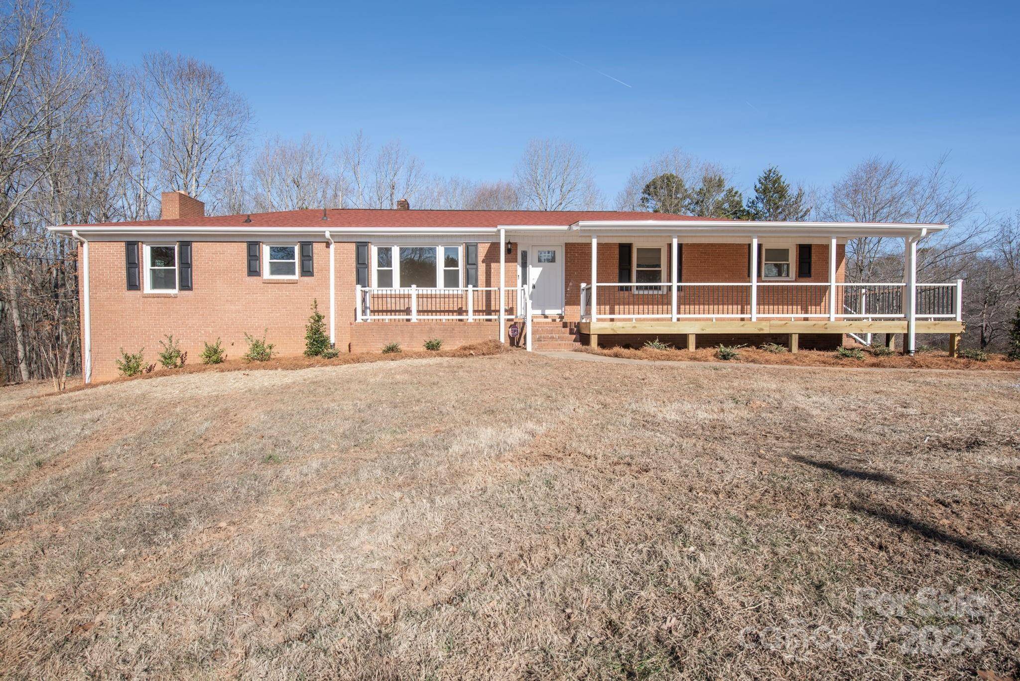 Kings Mountain, NC 28086,128 Alex D Owens DR