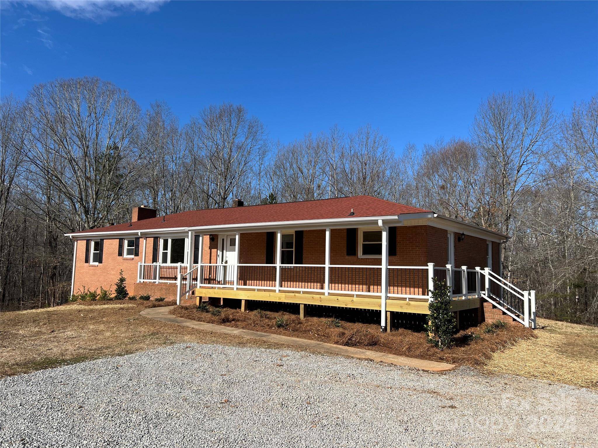 Kings Mountain, NC 28086,128 Alex D Owens DR