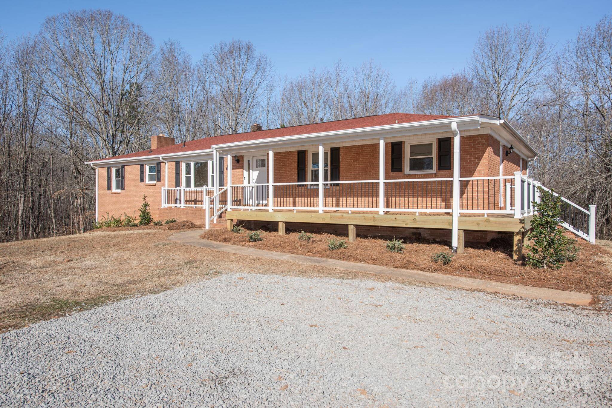 Kings Mountain, NC 28086,128 Alex D Owens DR