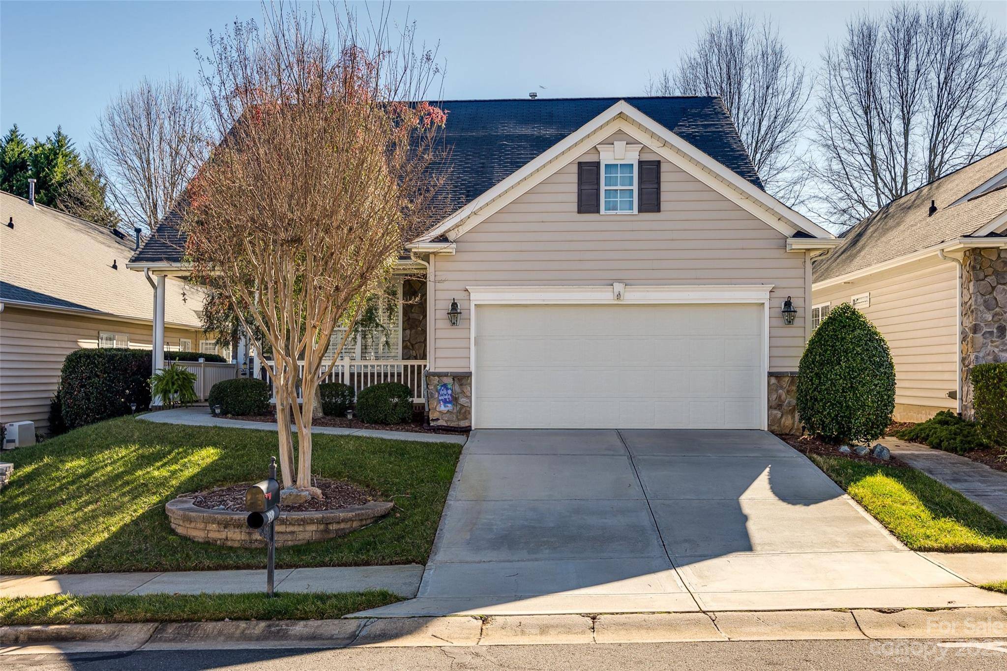 Fort Mill, SC 29708,958 Platinum DR