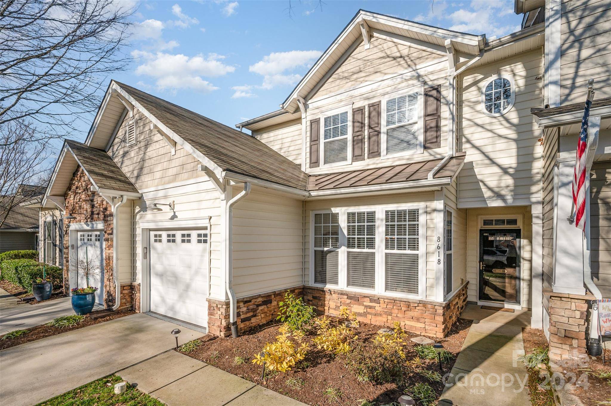 Charlotte, NC 28269,8618 Brookings DR