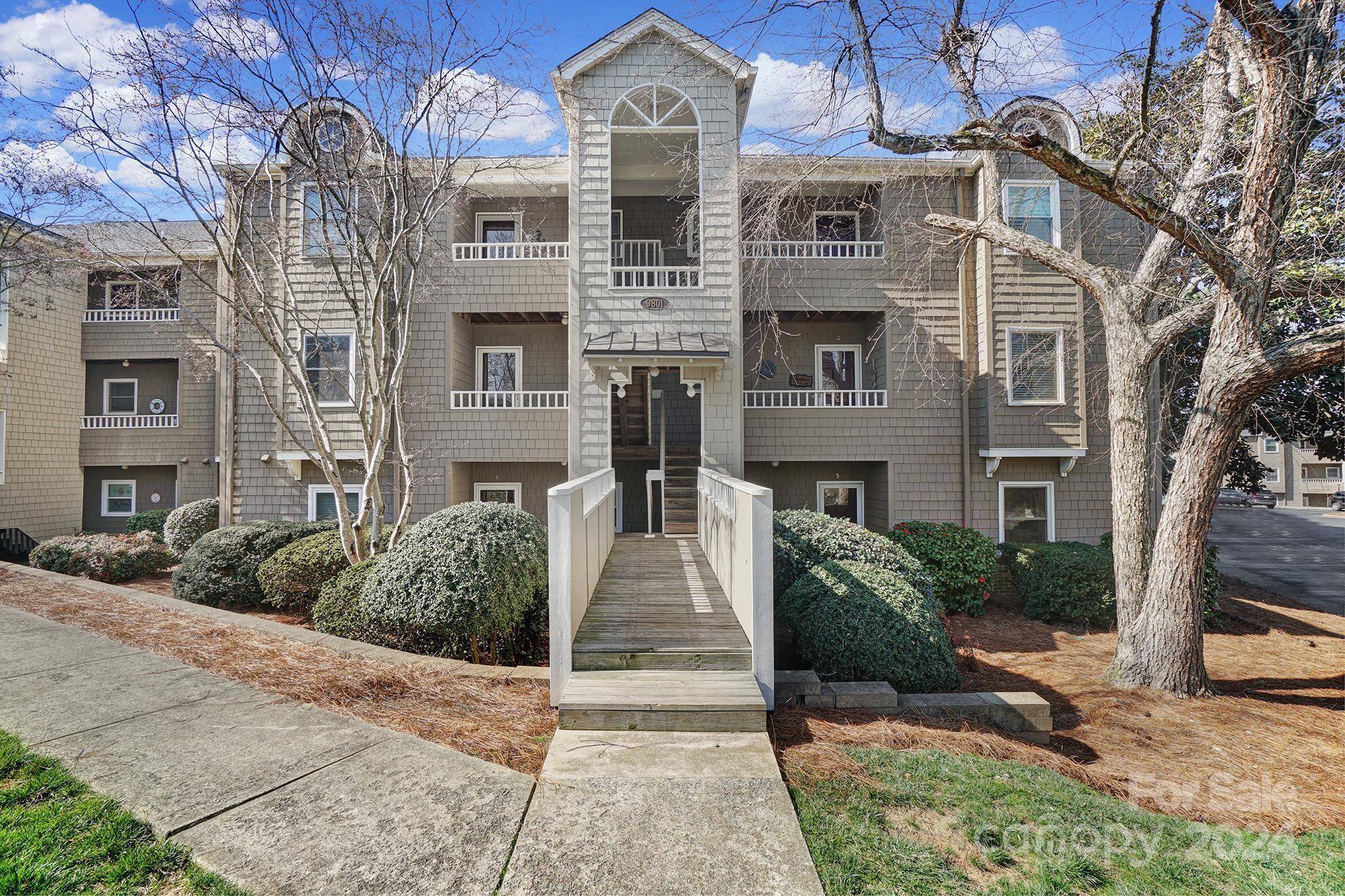 Charlotte, NC 28278,9801 Emerald Point DR #5