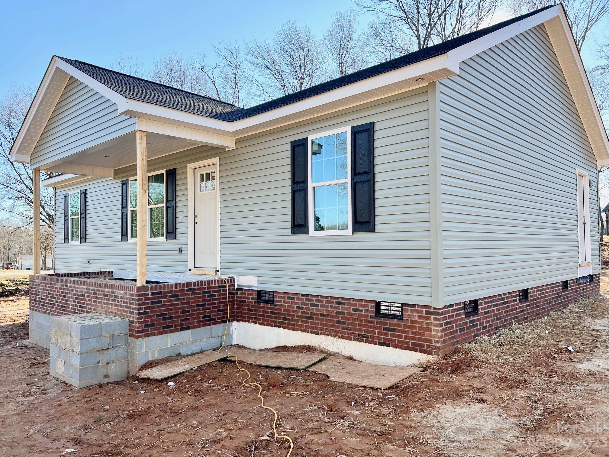 Taylorsville, NC 28681,35 Wilson LN