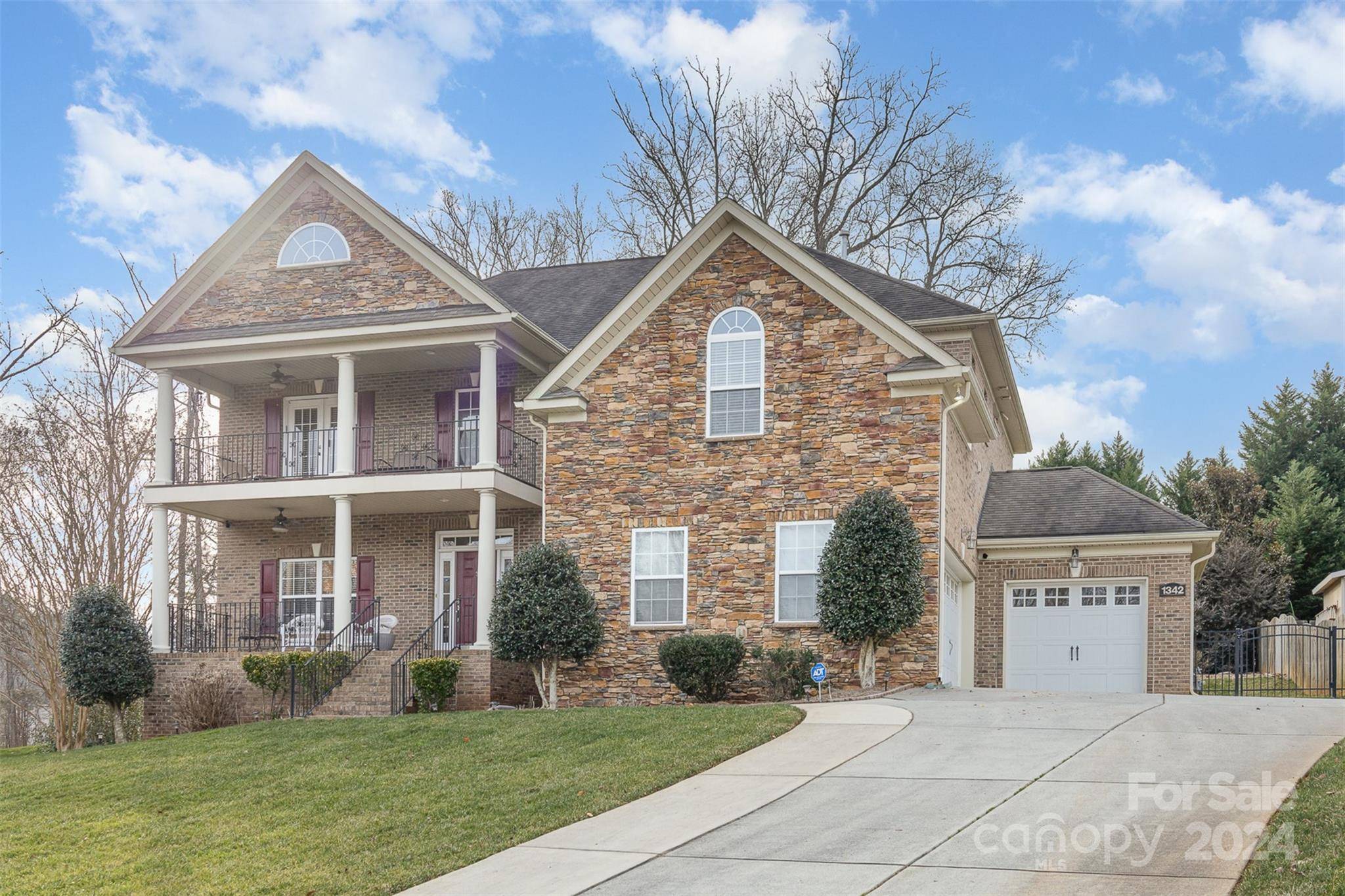 Matthews, NC 28105,1342 Lightwood DR