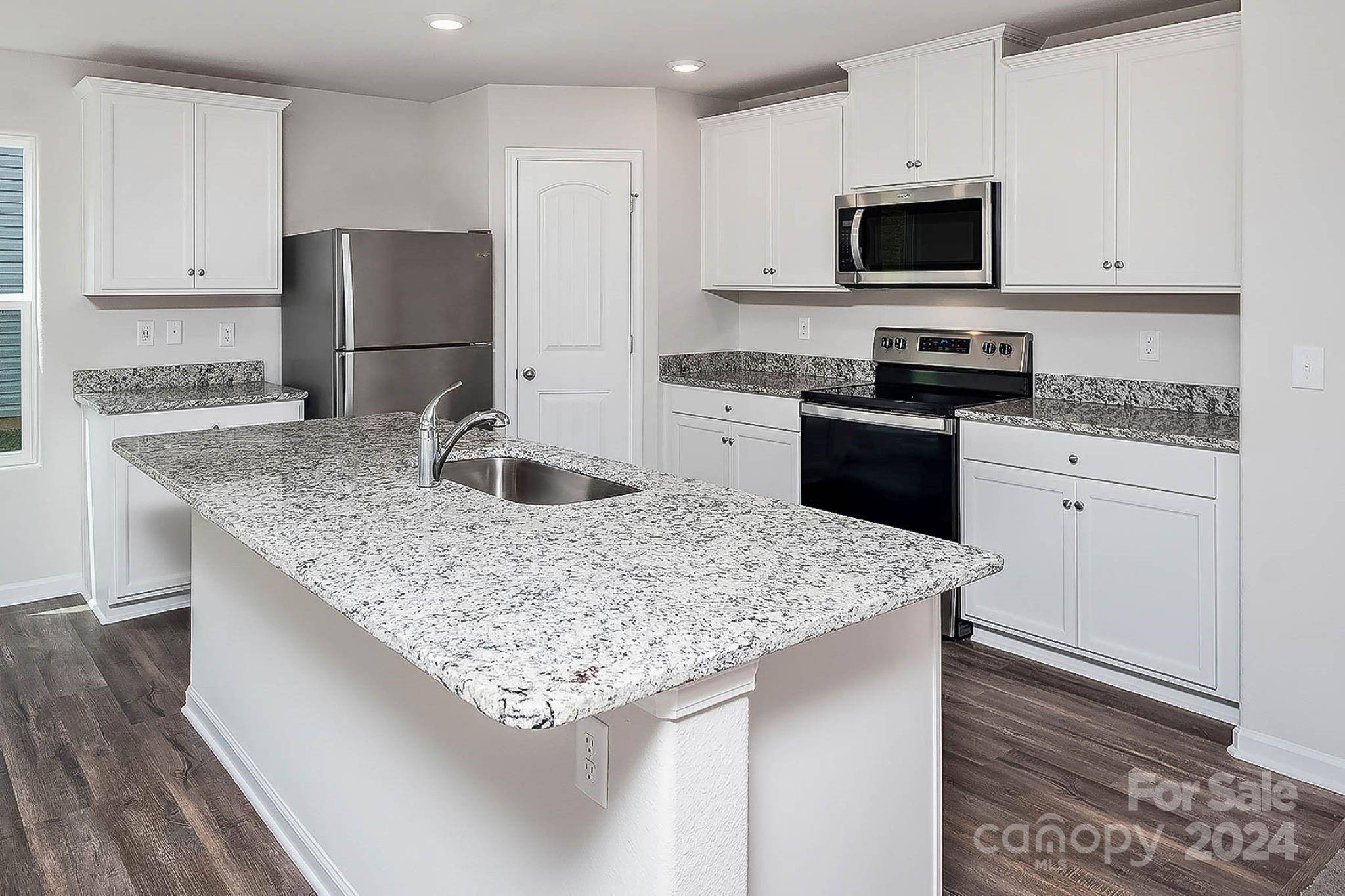 Charlotte, NC 28215,2242 Transatlantic AVE