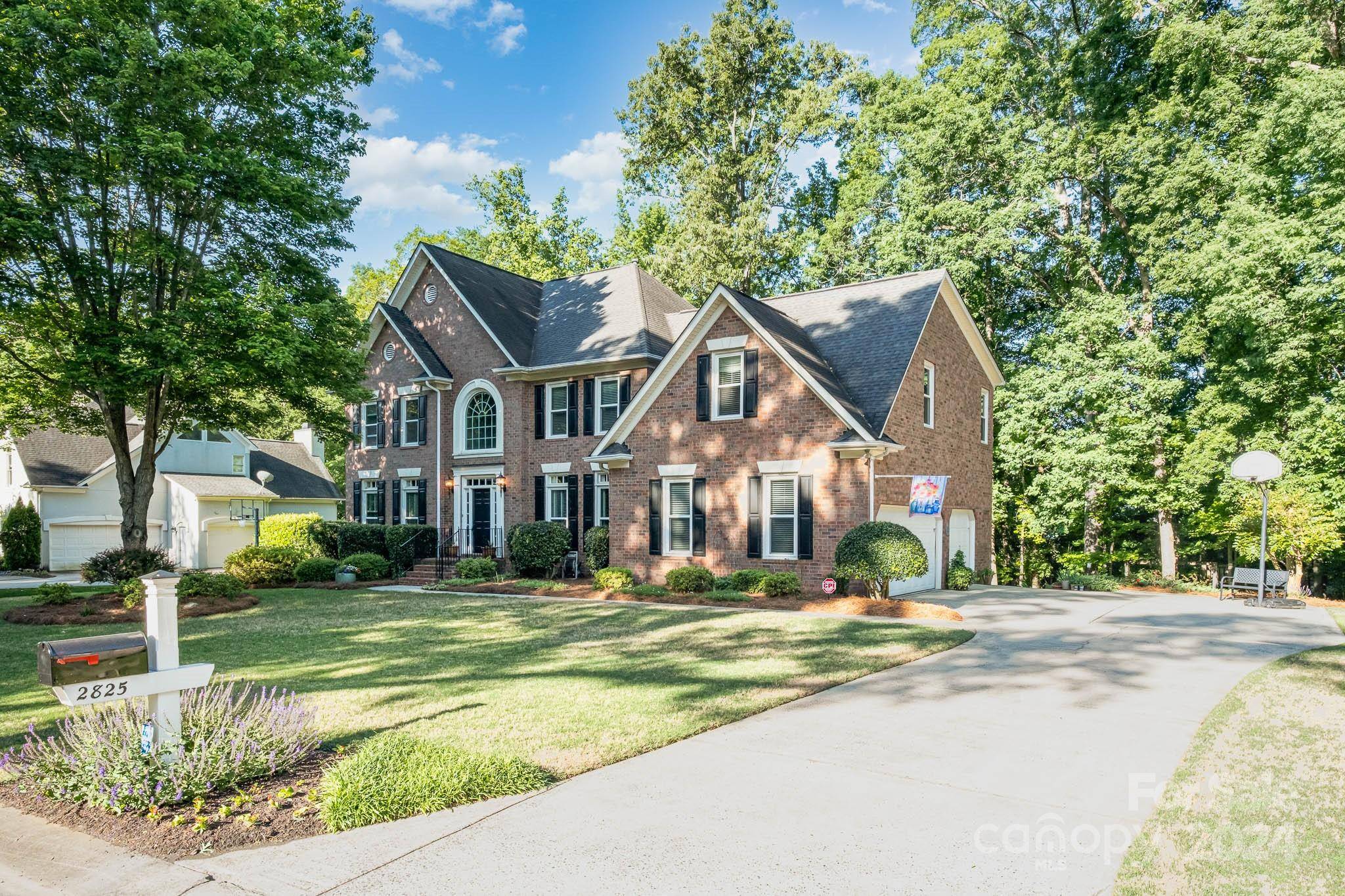 Matthews, NC 28105,2825 Hampton Glen CT