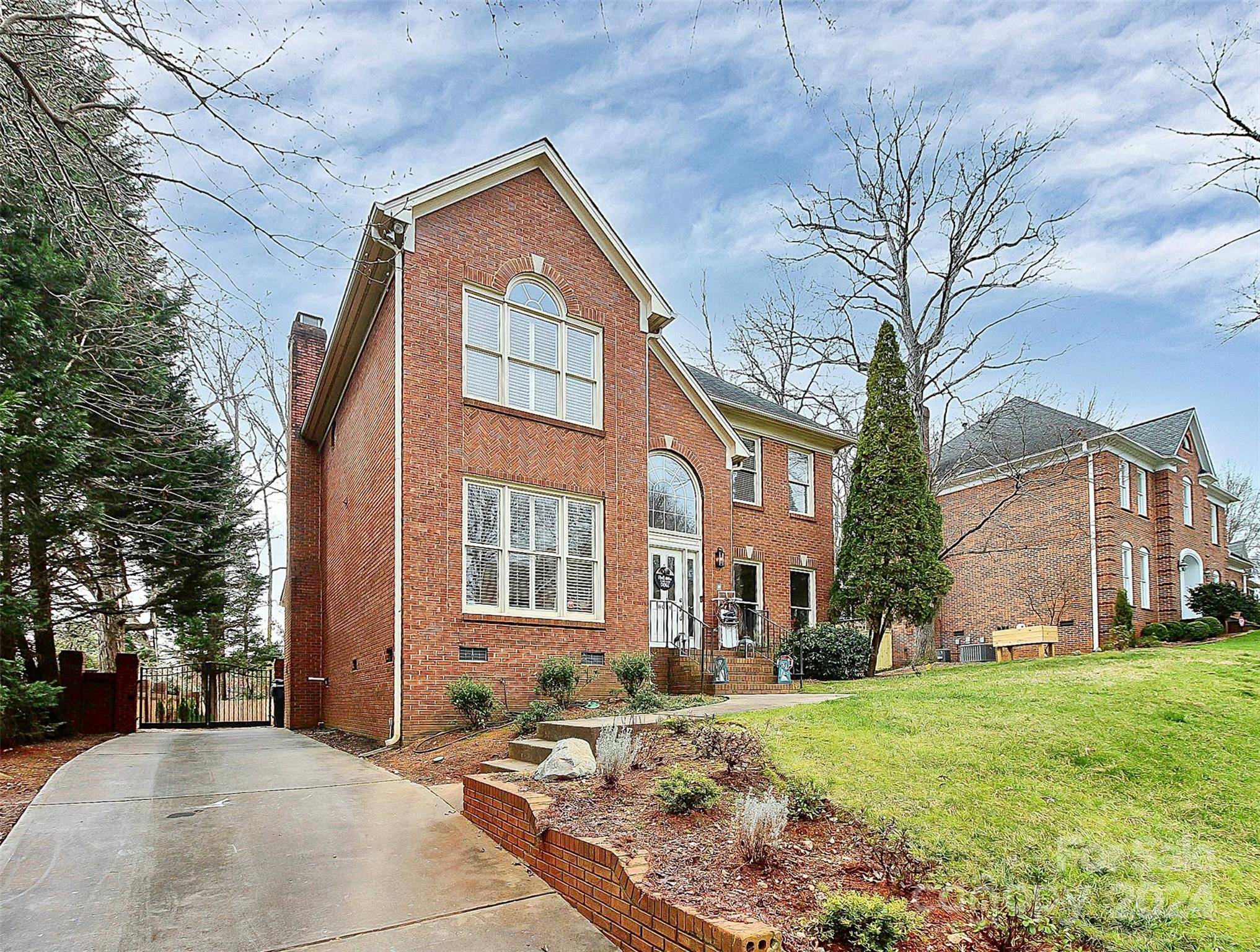 Charlotte, NC 28210,8026 Greencastle DR