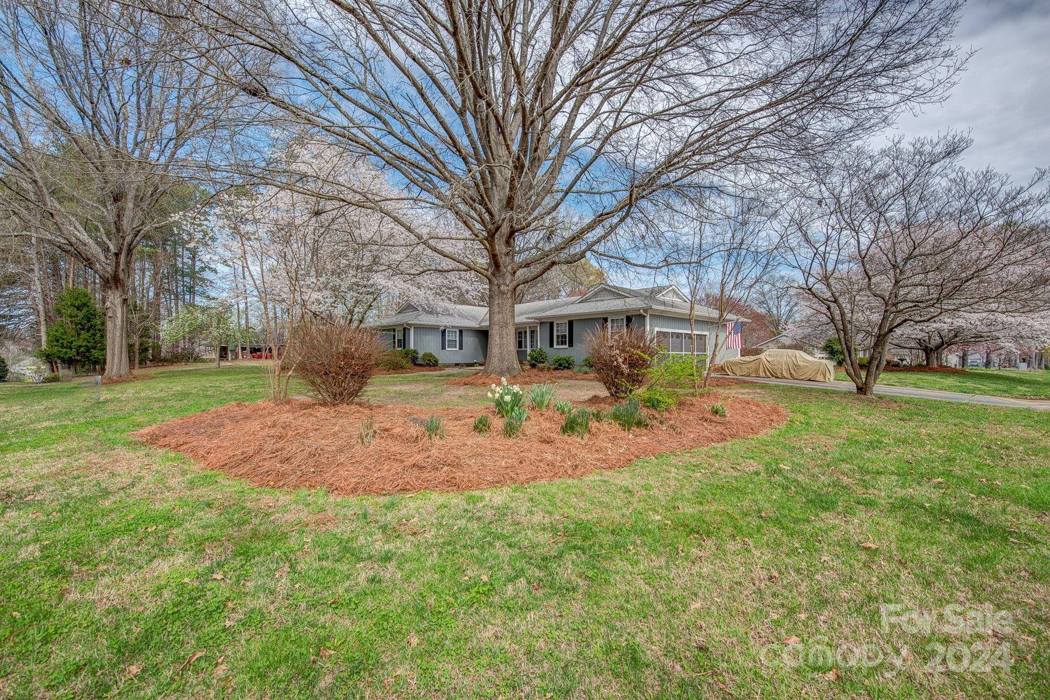 Gastonia, NC 28056,400 Woodbriar TRL