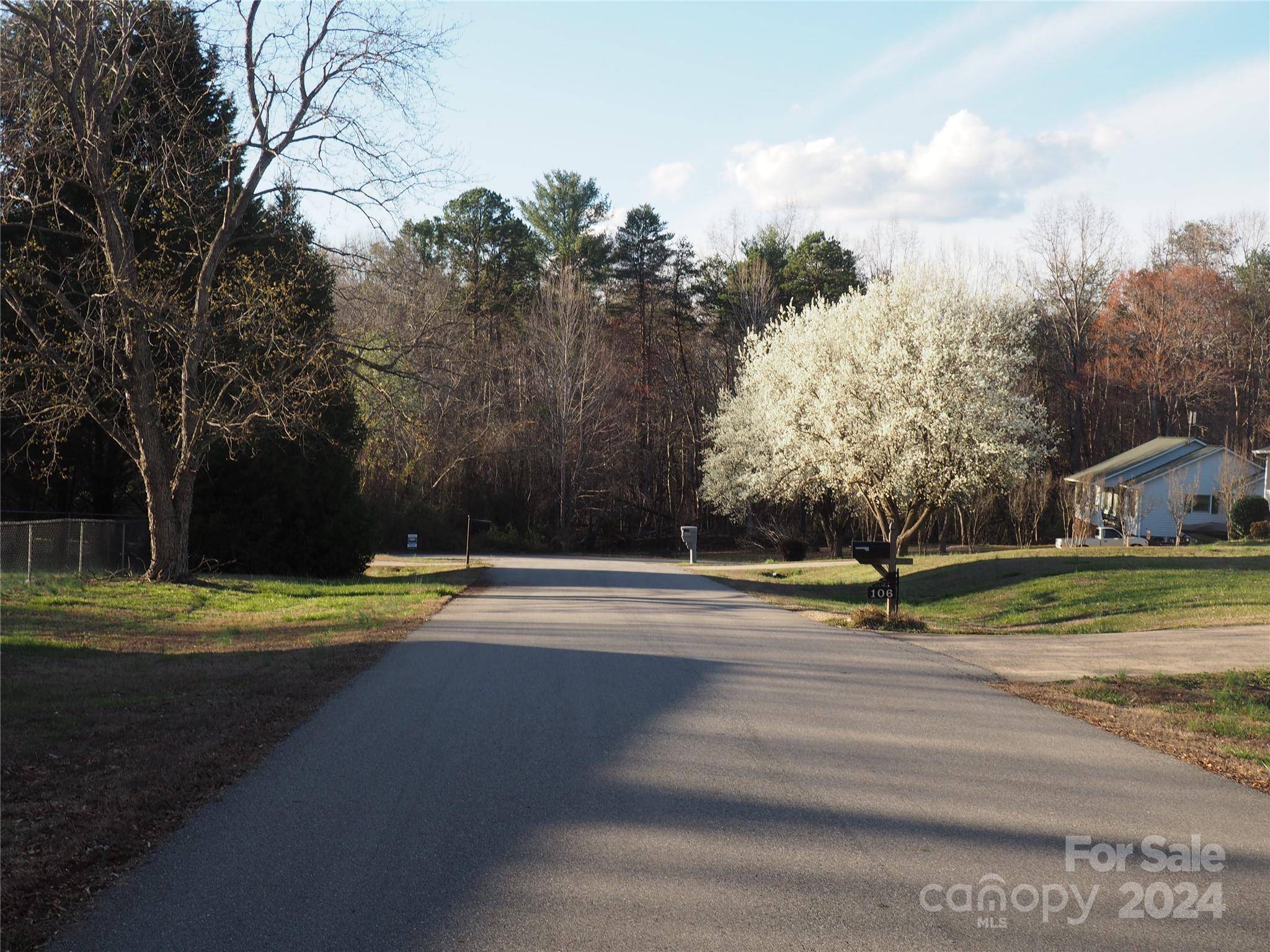 Kings Mountain, NC 28086,105 Biggerstaff CT