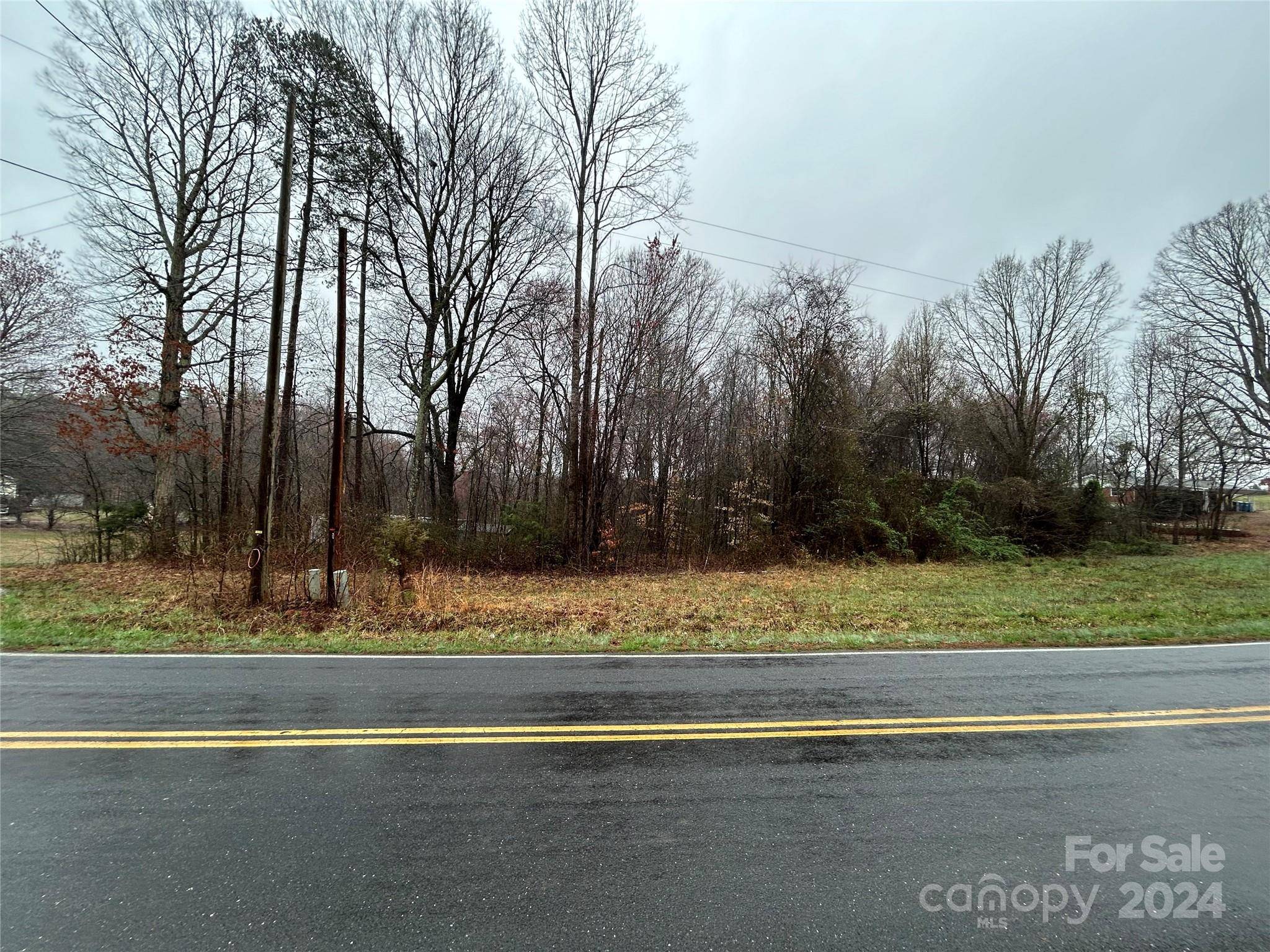 Mocksville, NC 27028,520 Fairfield RD