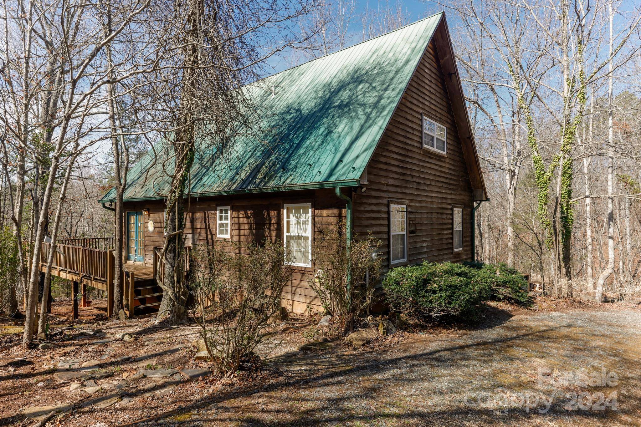 Mill Spring, NC 28756,43 Goldfinch LN