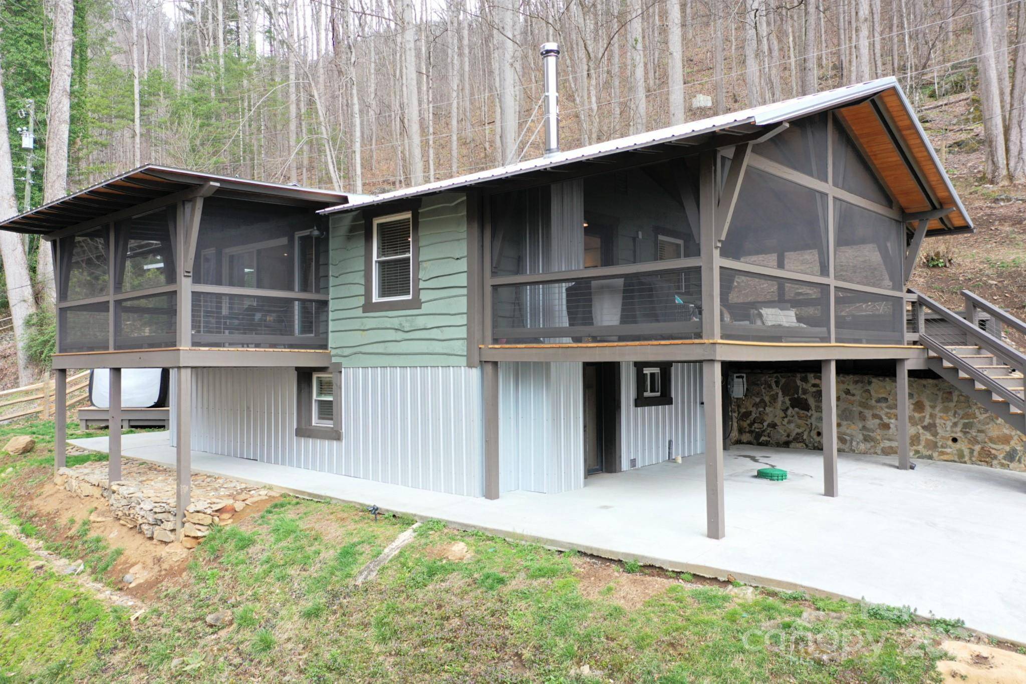 Sylva, NC 28779,1486 Buff Creek RD