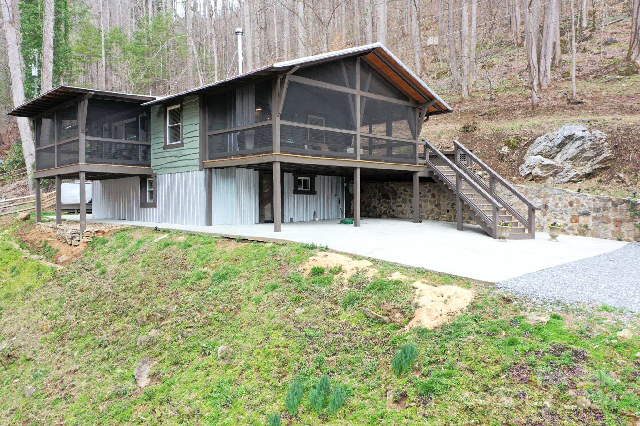 Sylva, NC 28779,1486 Buff Creek RD