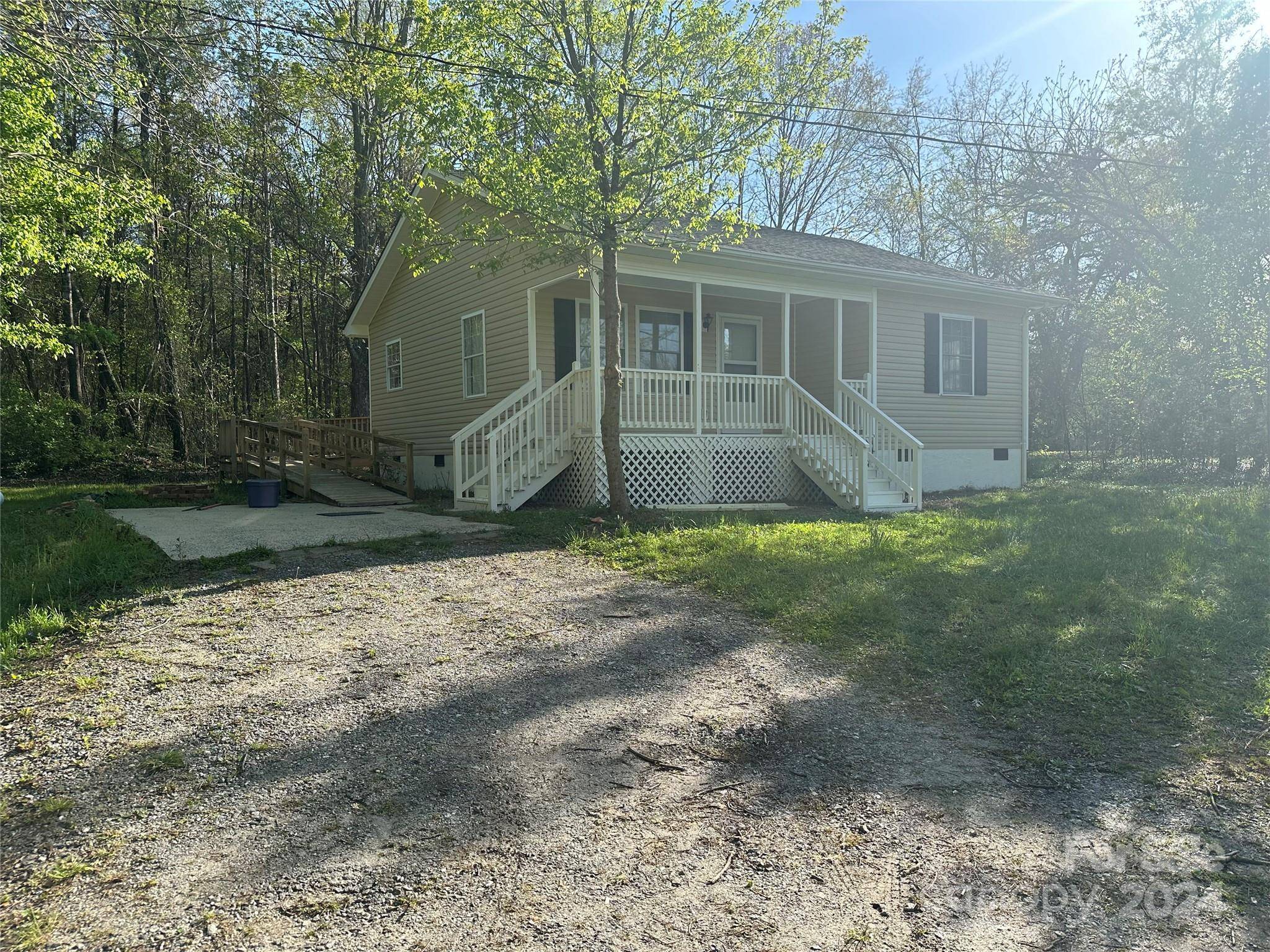 Taylorsville, NC 28681,209 Gravel Hill CT