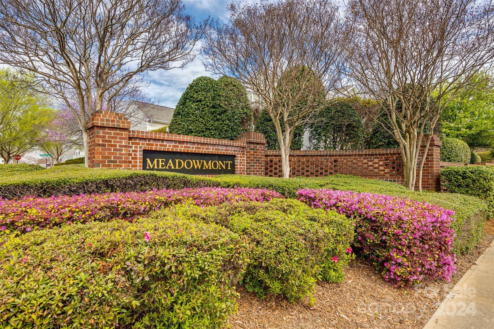 Charlotte, NC 28269,8619 Meadowmont View DR