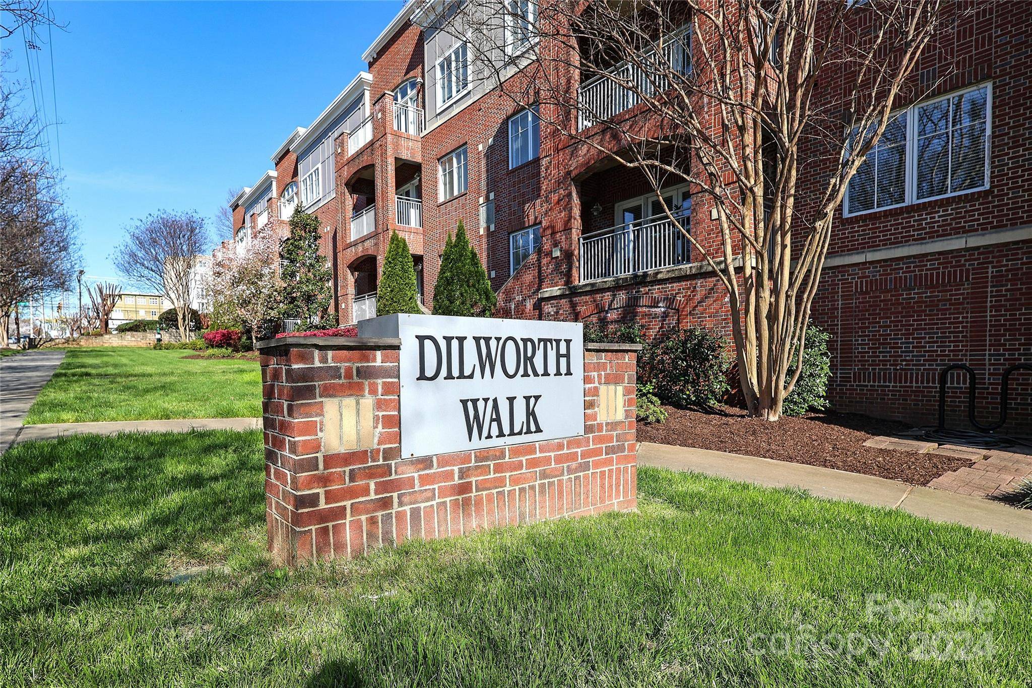 Charlotte, NC 28203,1829 Kenilworth AVE #205B