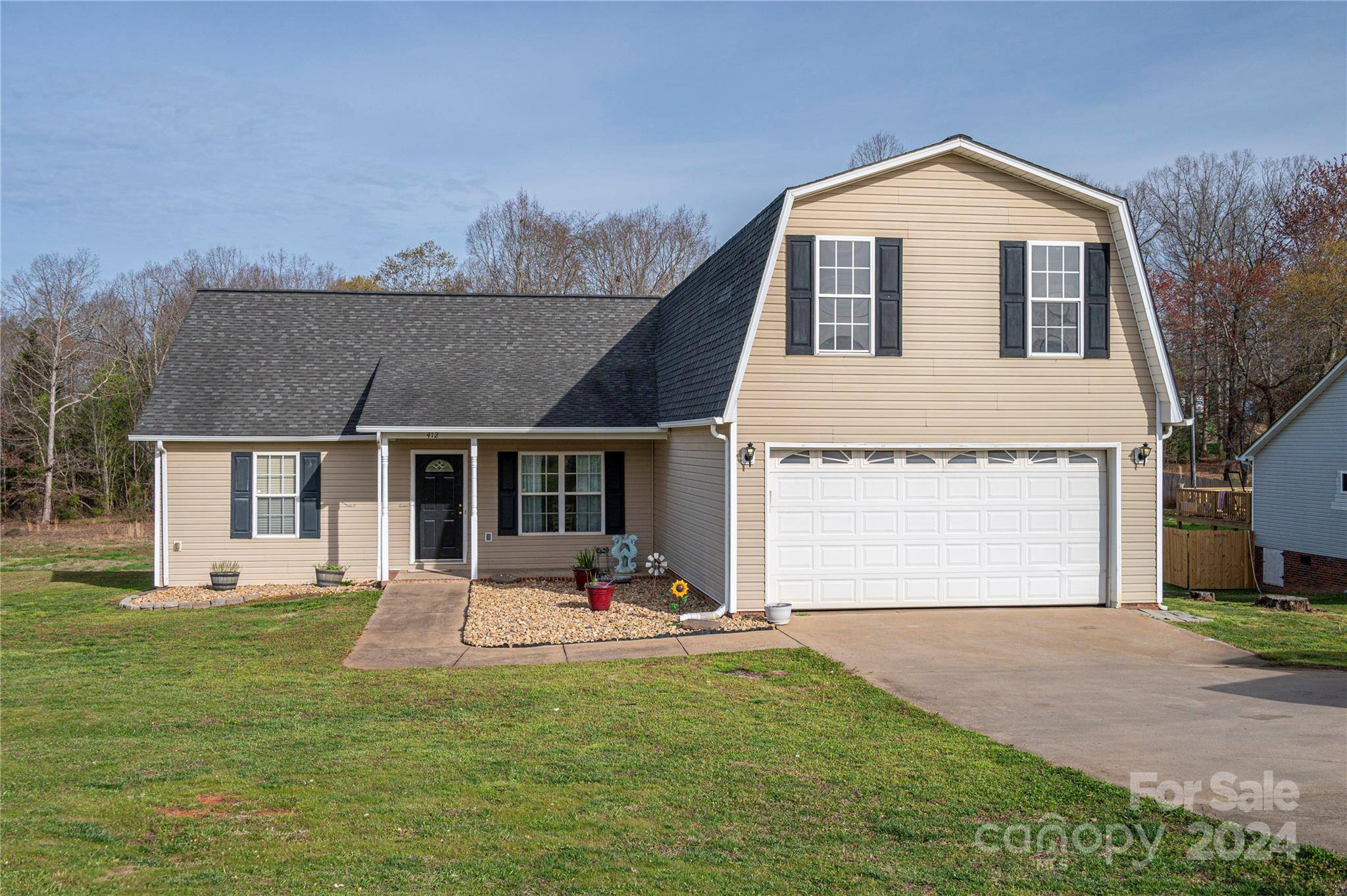 Shelby, NC 28152,412 Beaver Dam Church RD
