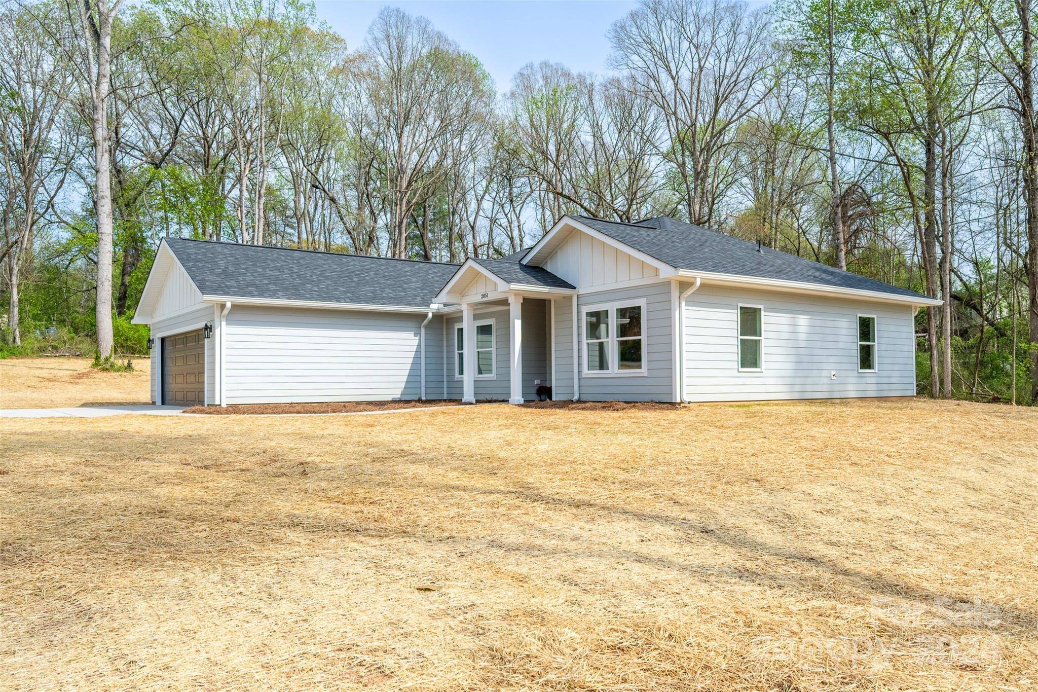 Newton, NC 28658,2051 Echo DR