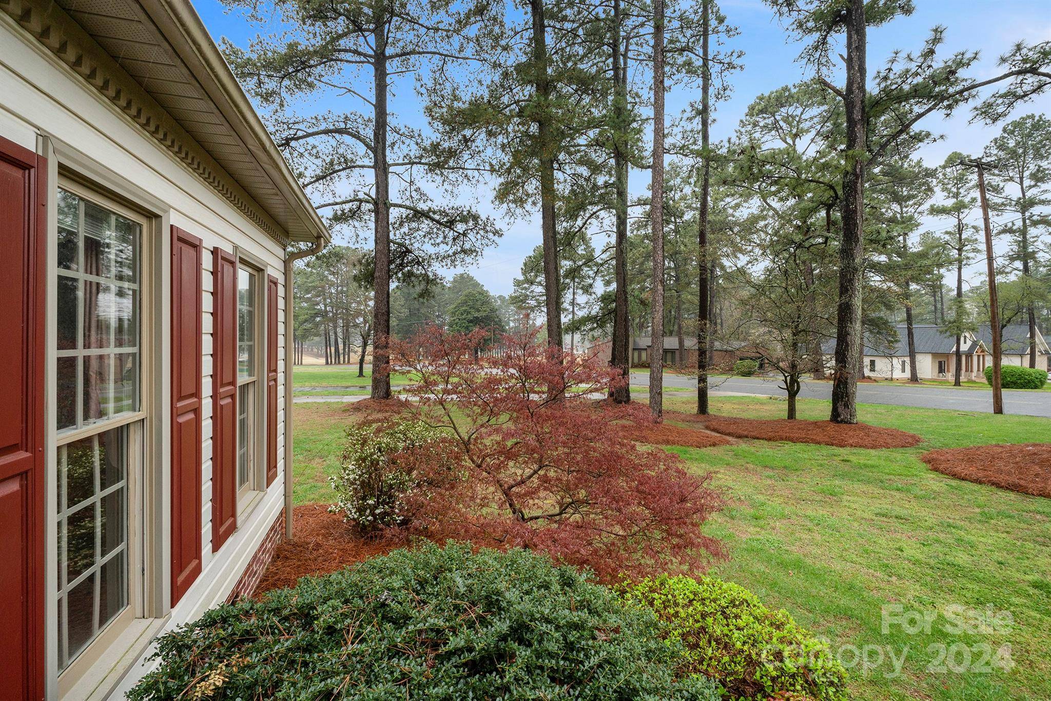 Kannapolis, NC 28081,1015 Fairway DR
