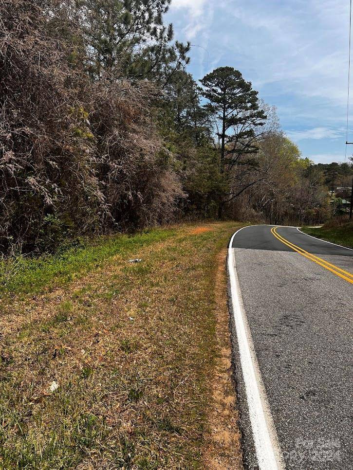 Hickory, NC 28601,0000 Cemetery LOOP